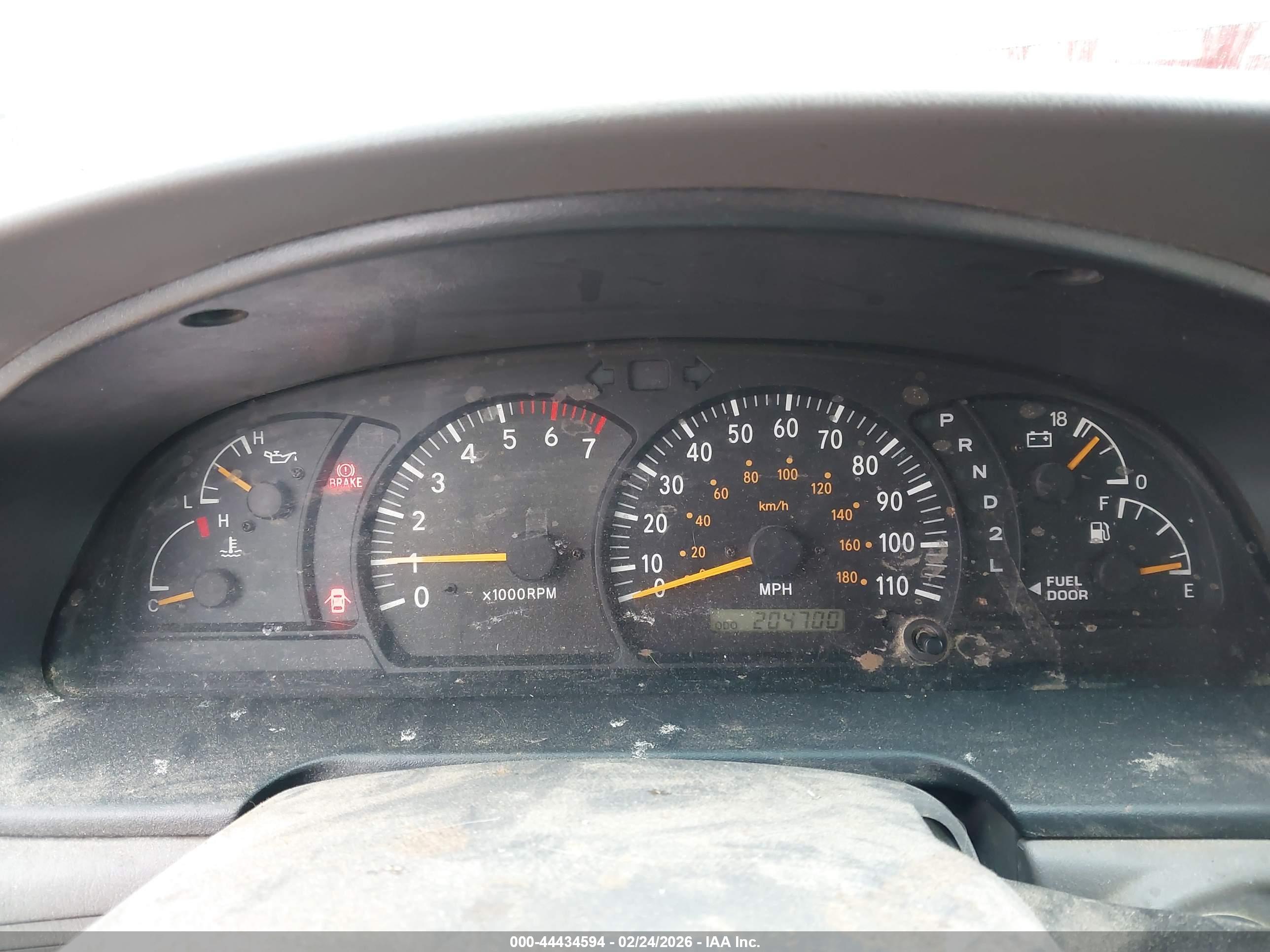 TOYOTA TUNDRA image 7