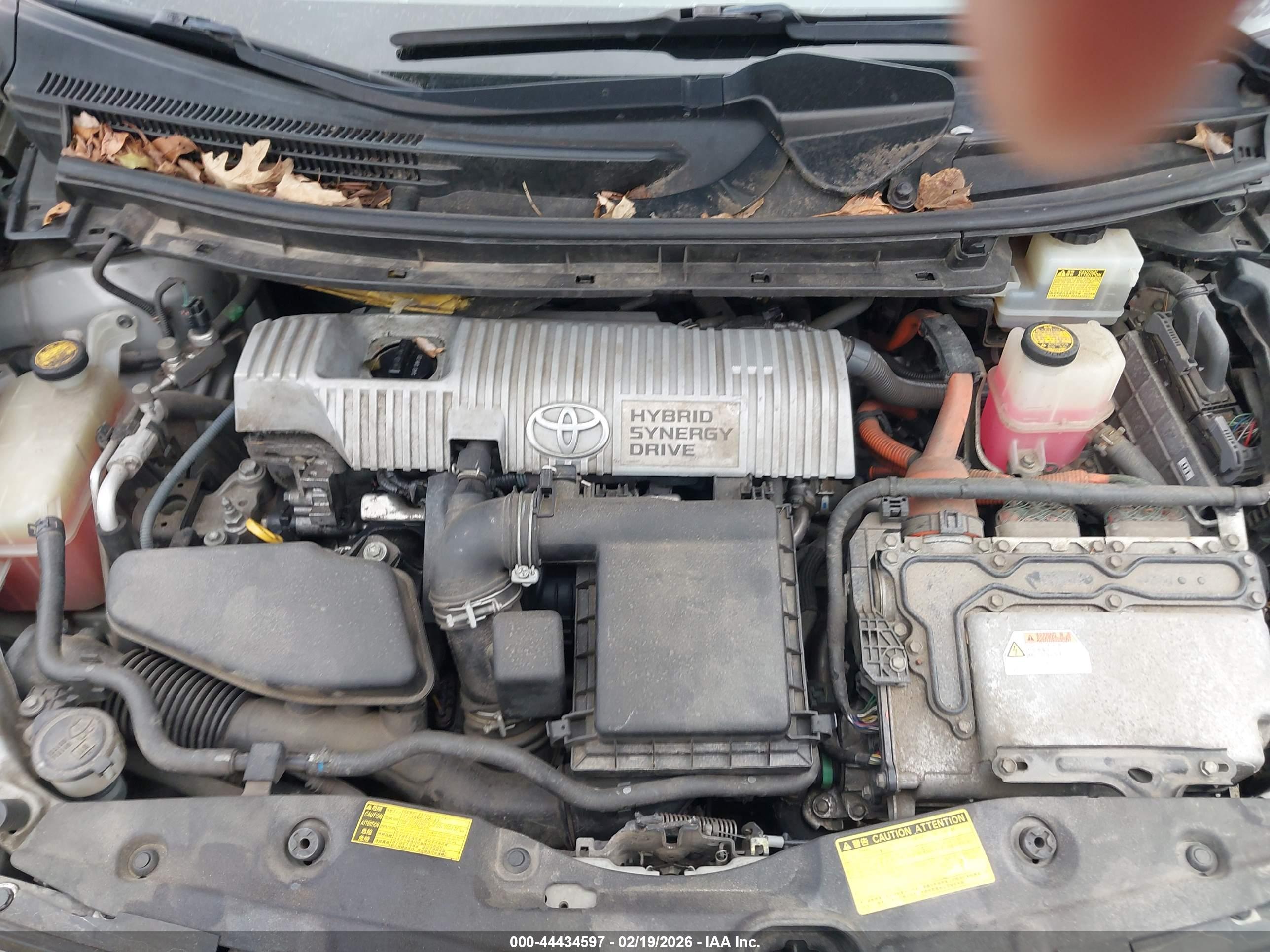 TOYOTA PRIUS image 10