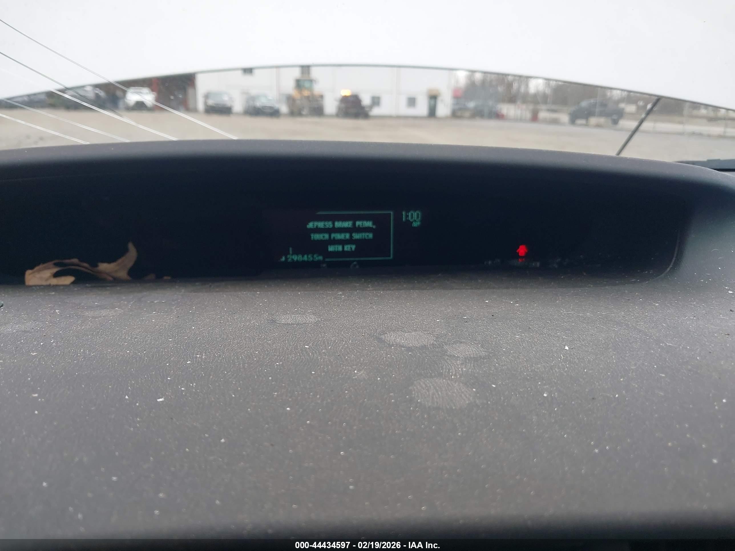 TOYOTA PRIUS image 7