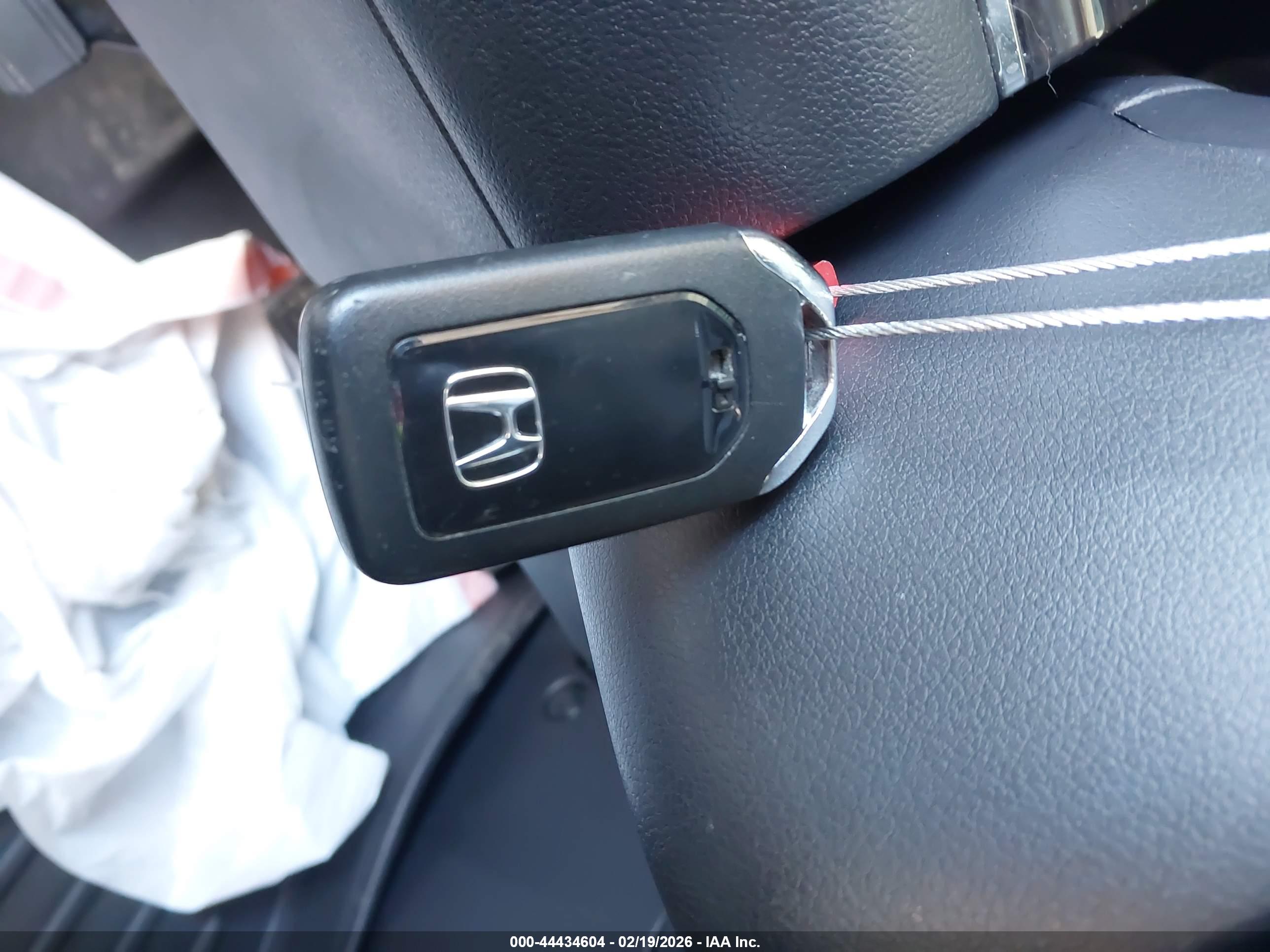HONDA CR-V image 11