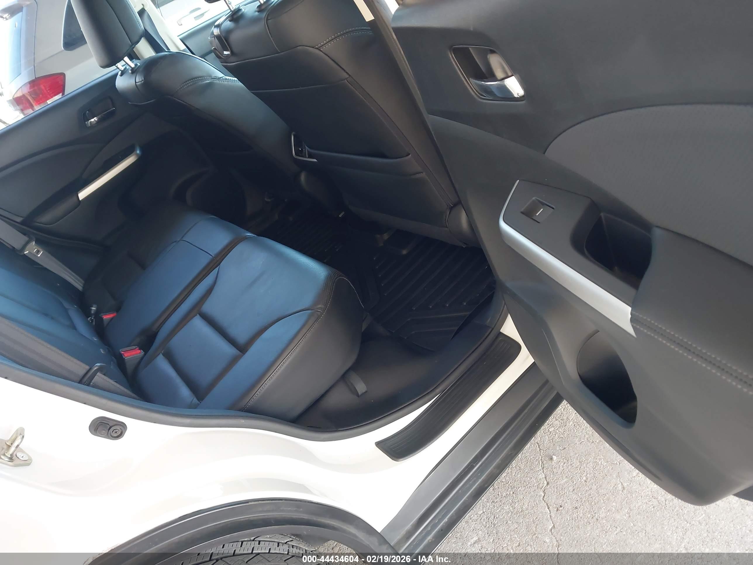 HONDA CR-V image 8