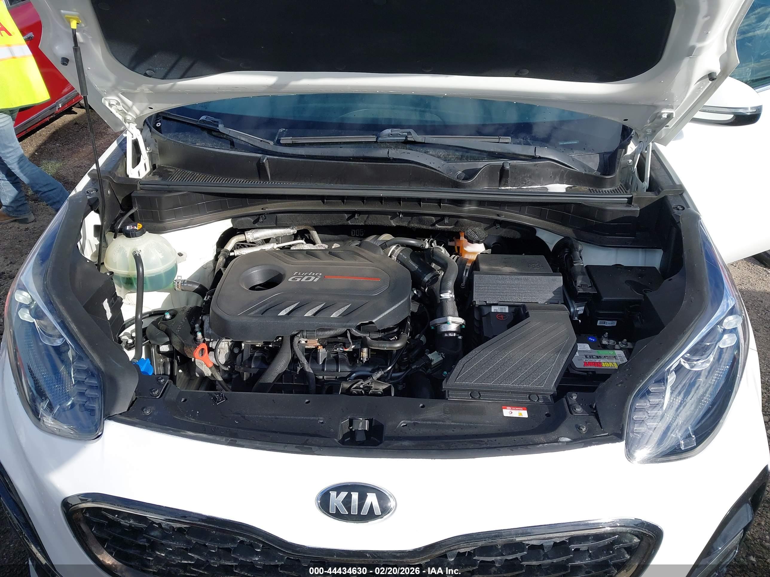 KIA SPORTAGE image 10