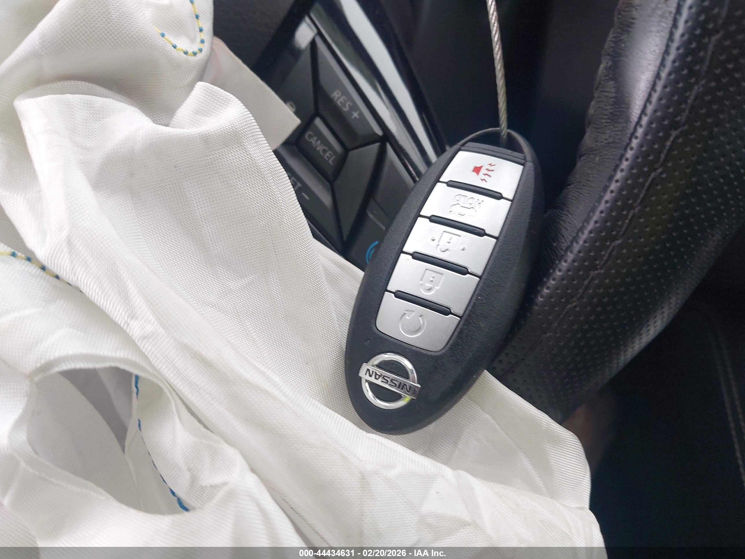 NISSAN ALTIMA image 11