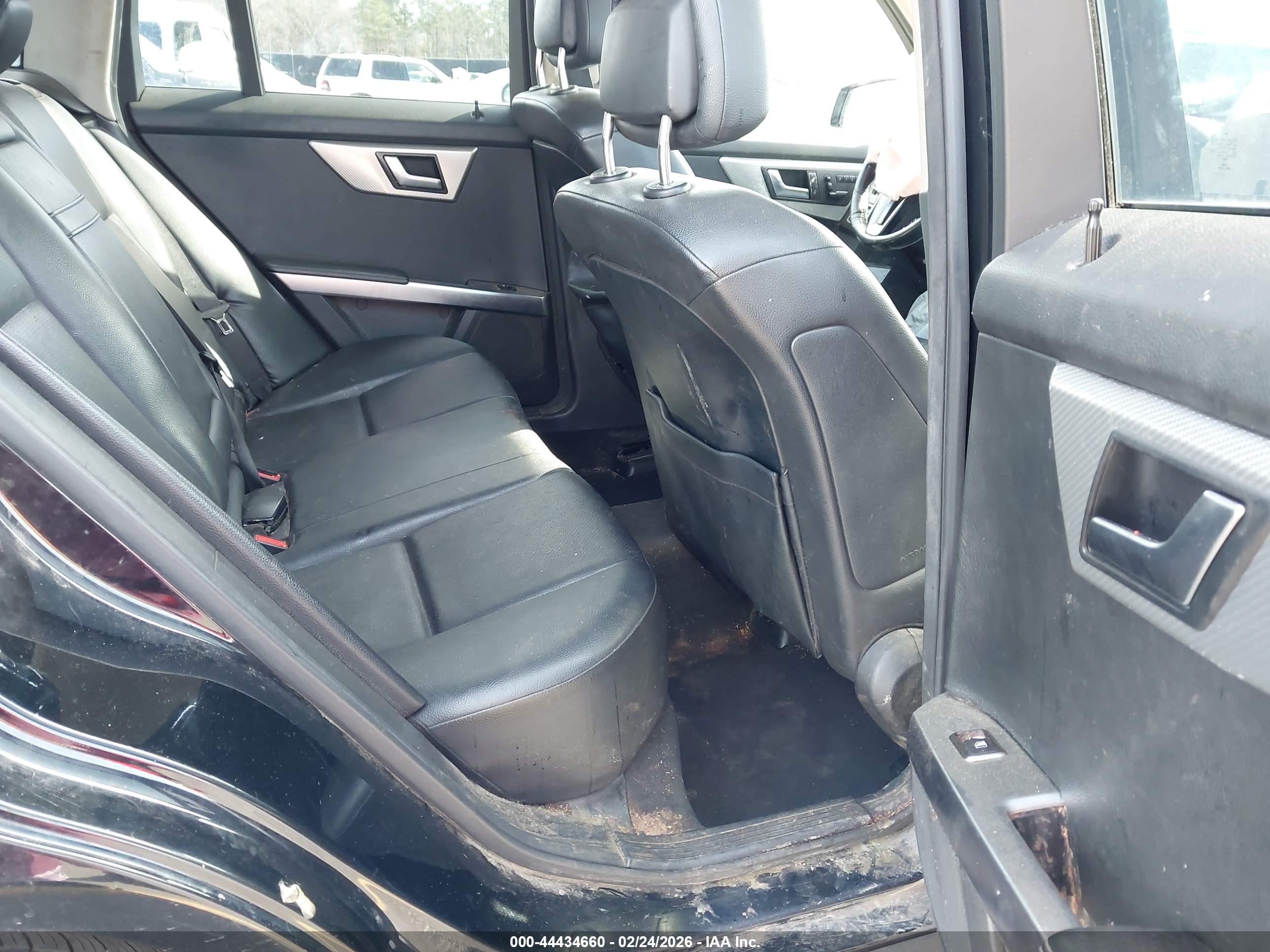 MERCEDES-BENZ GLK image 8