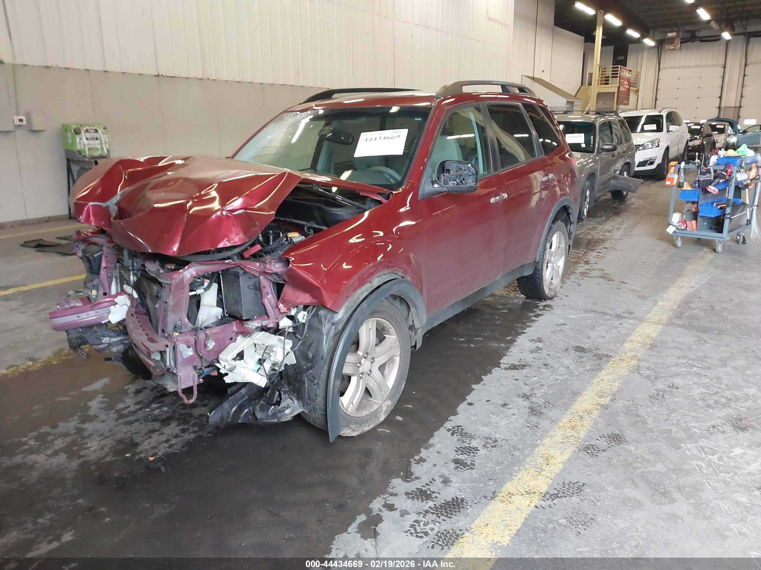 SUBARU FORESTER image 2