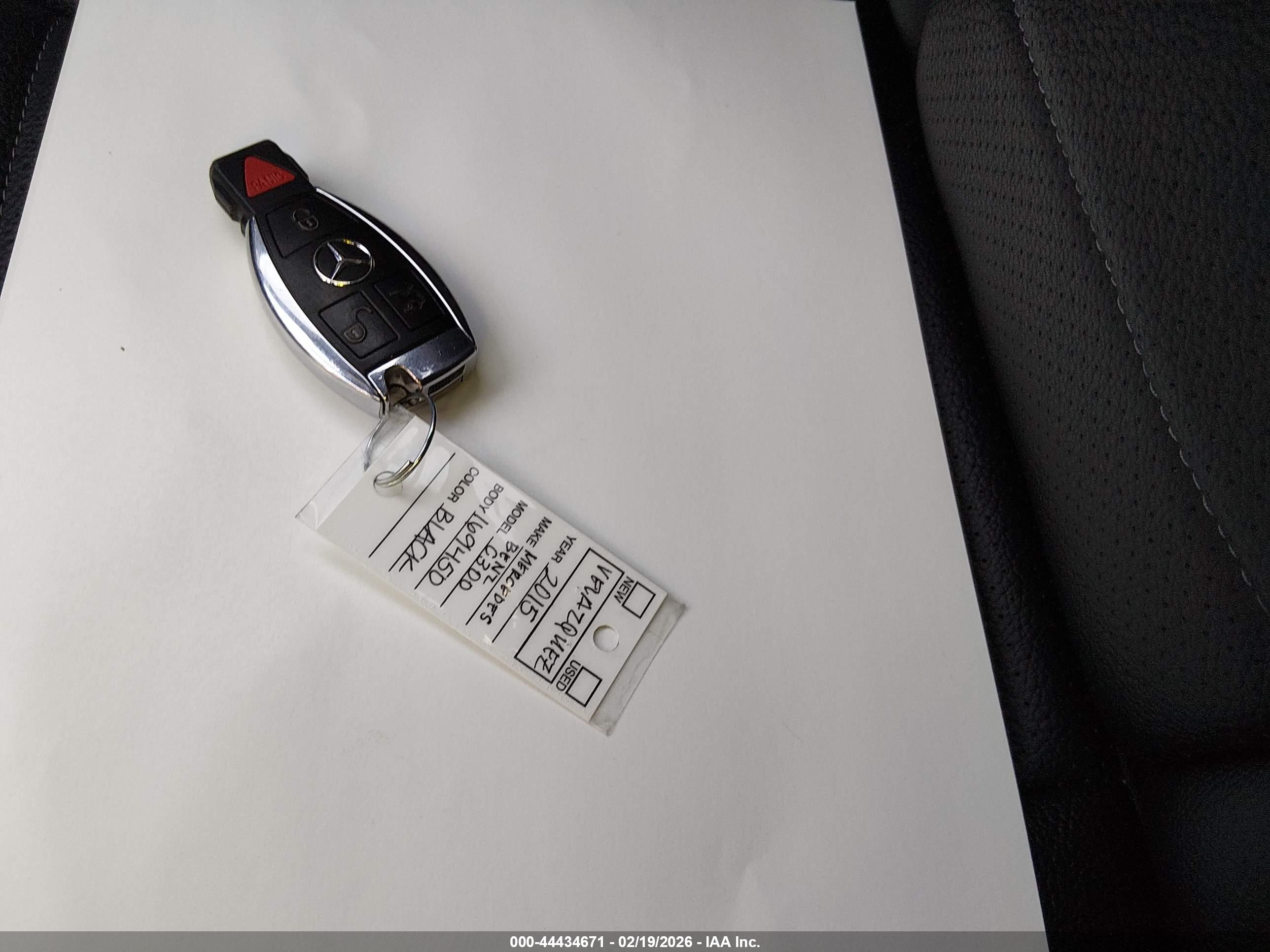 MERCEDES-BENZ C image 11