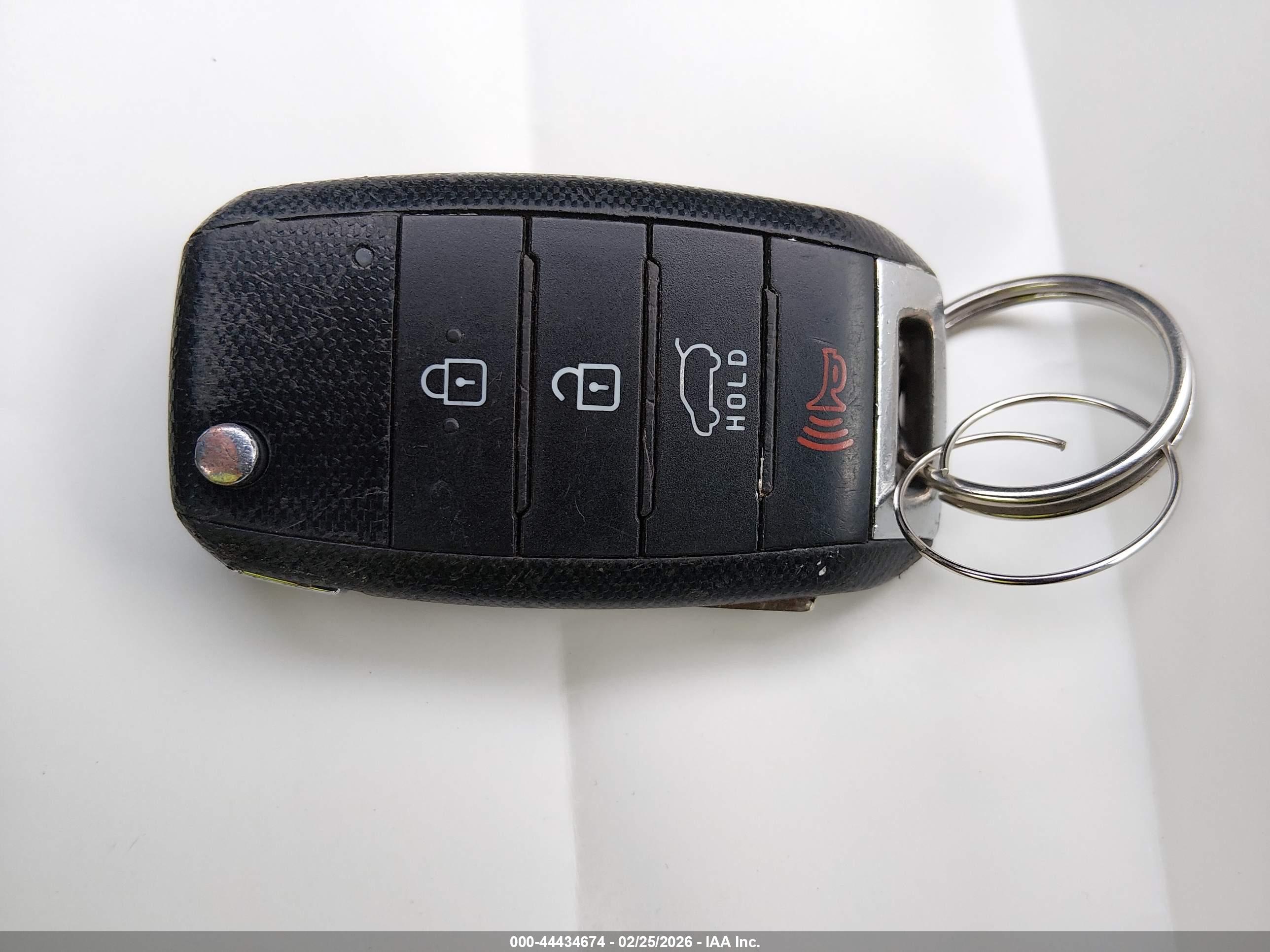 KIA SORENTO image 11