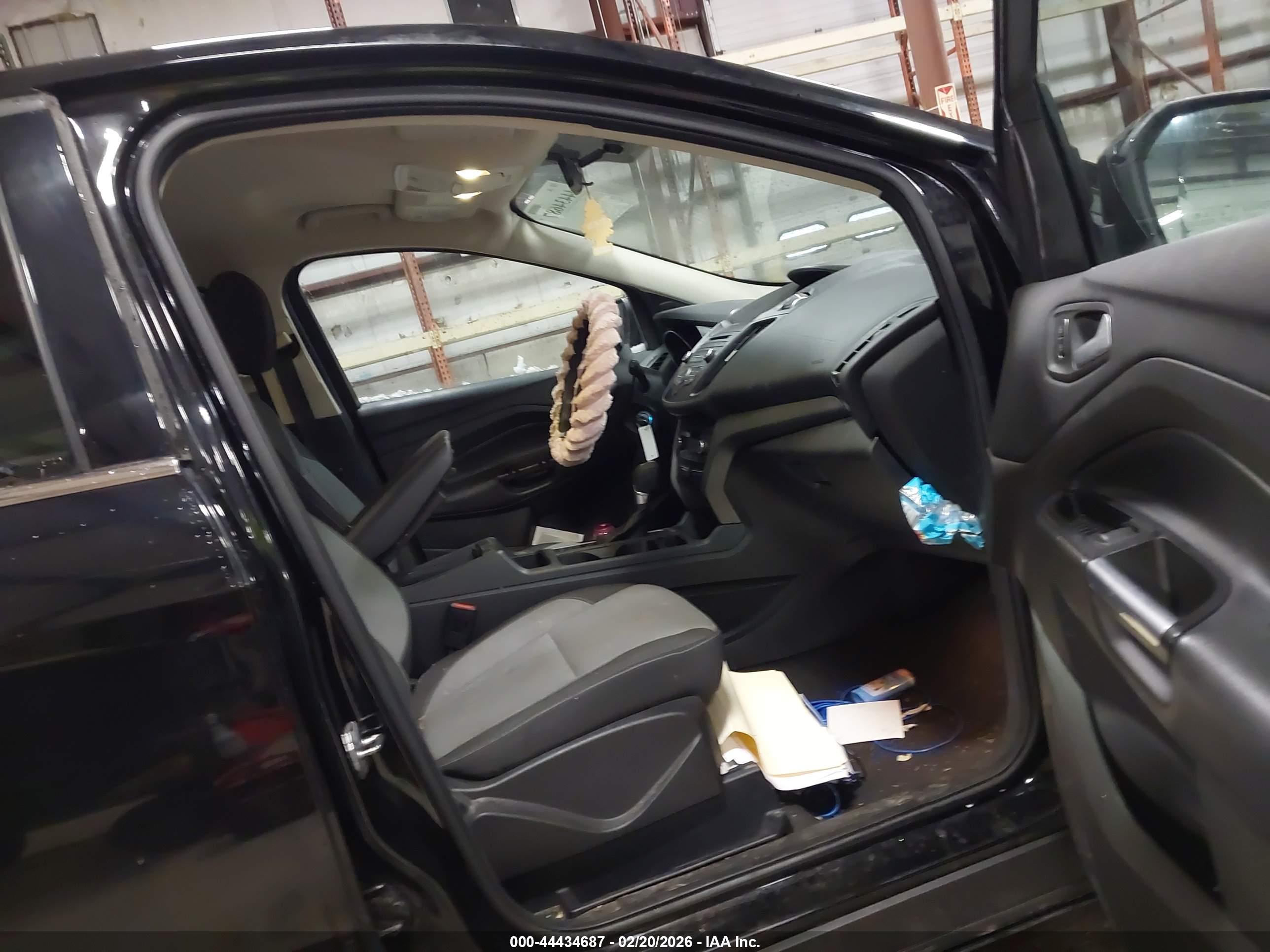 FORD ESCAPE image 5