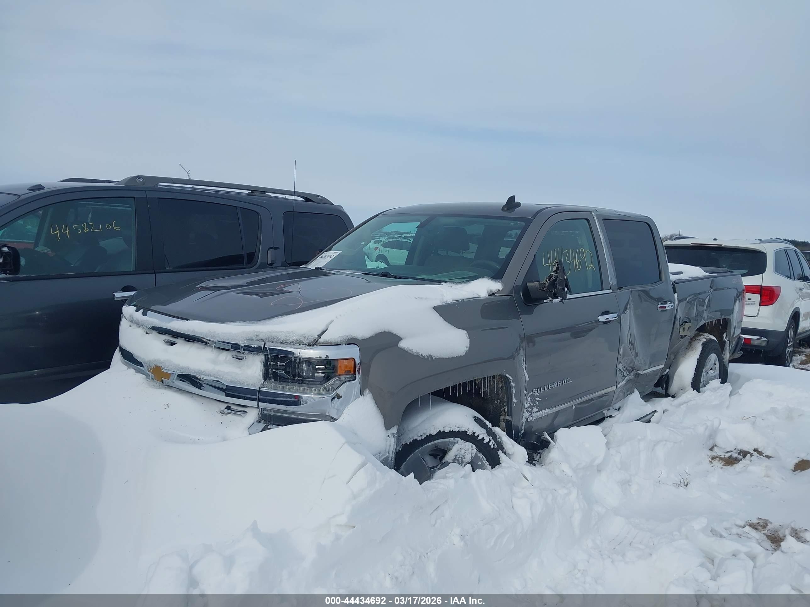 CHEVROLET SILVERADO image 2
