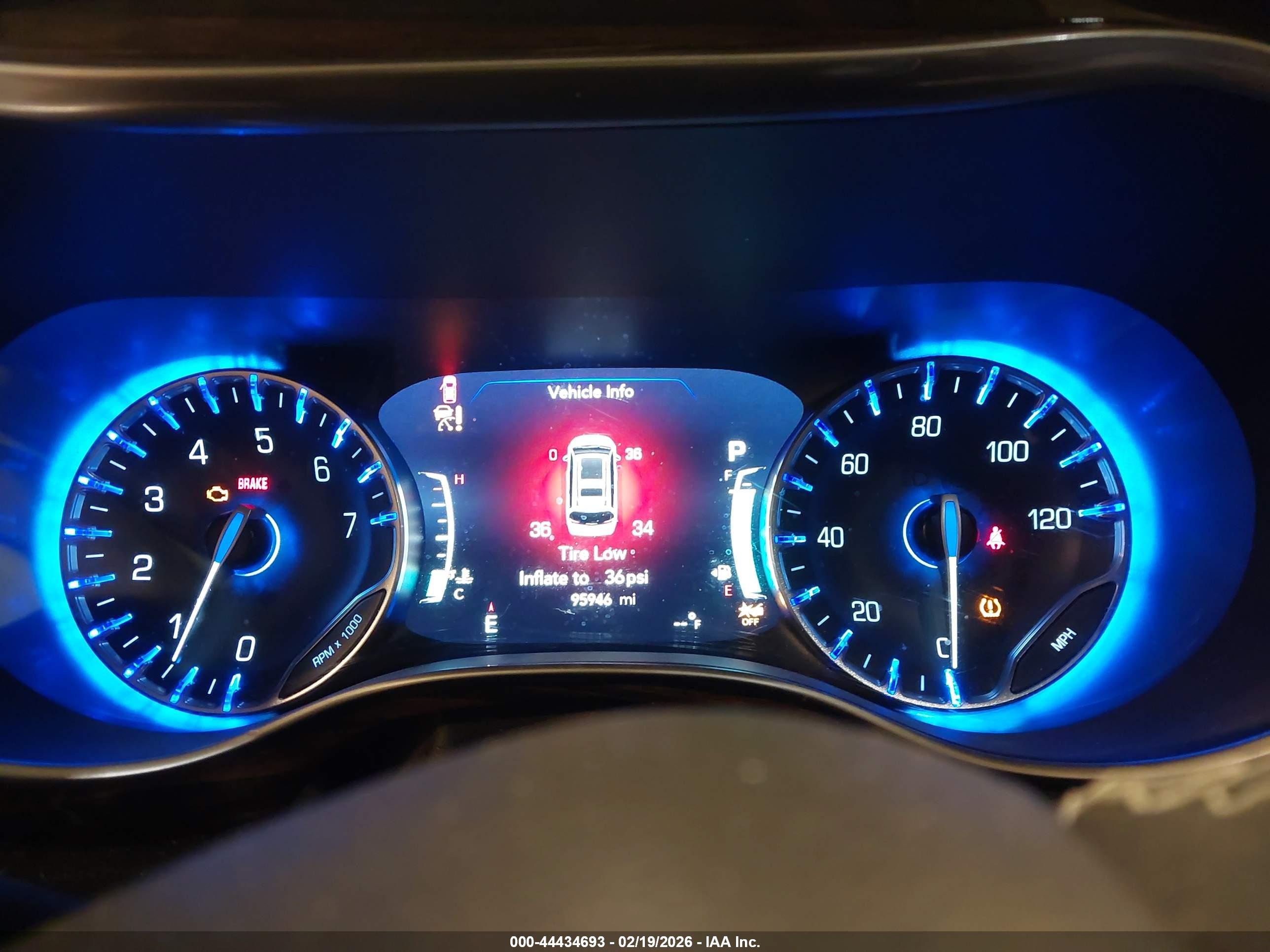 CHRYSLER PACIFICA image 7