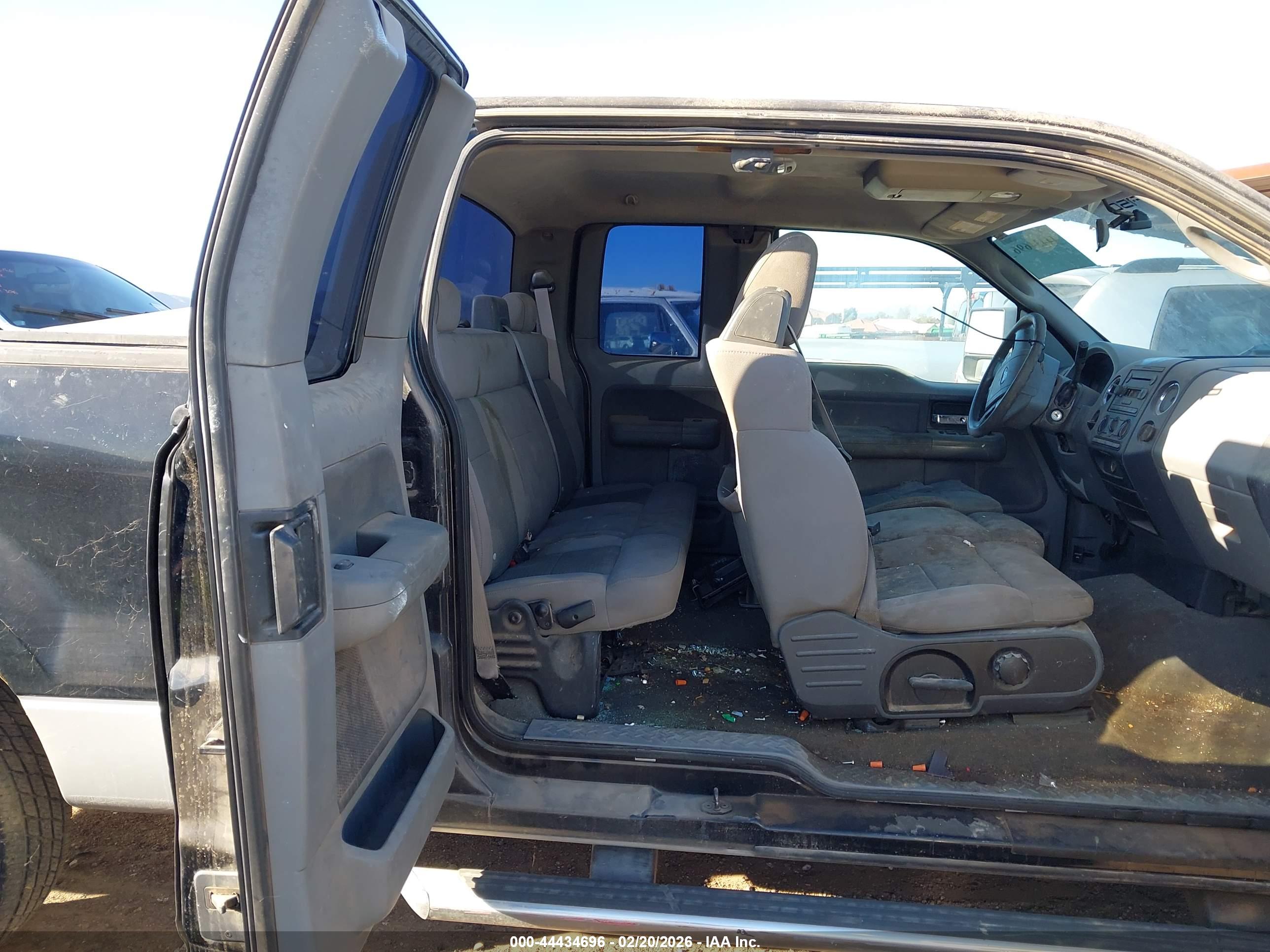 FORD F-150 image 8