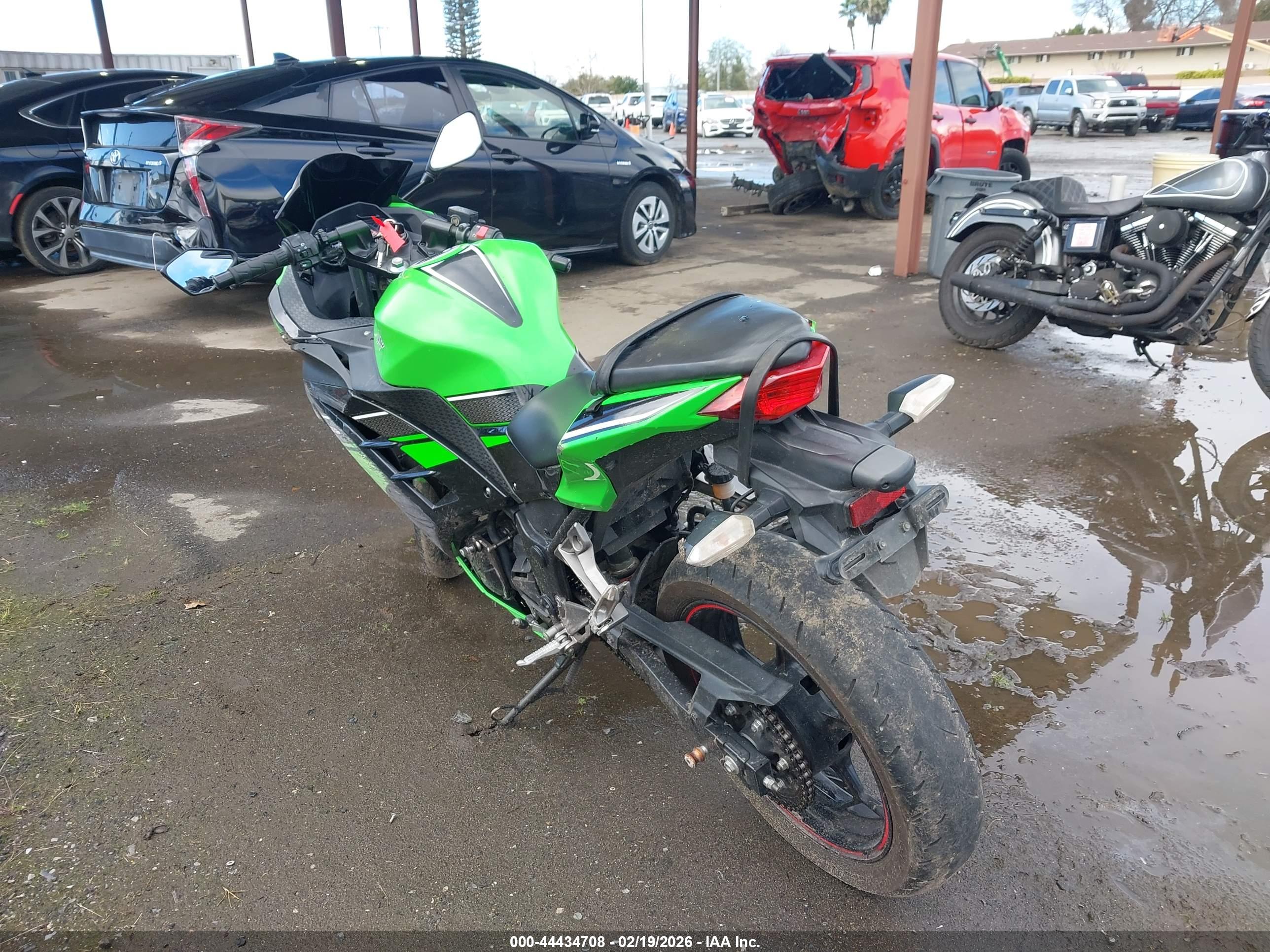 KAWASAKI EX300 image 3