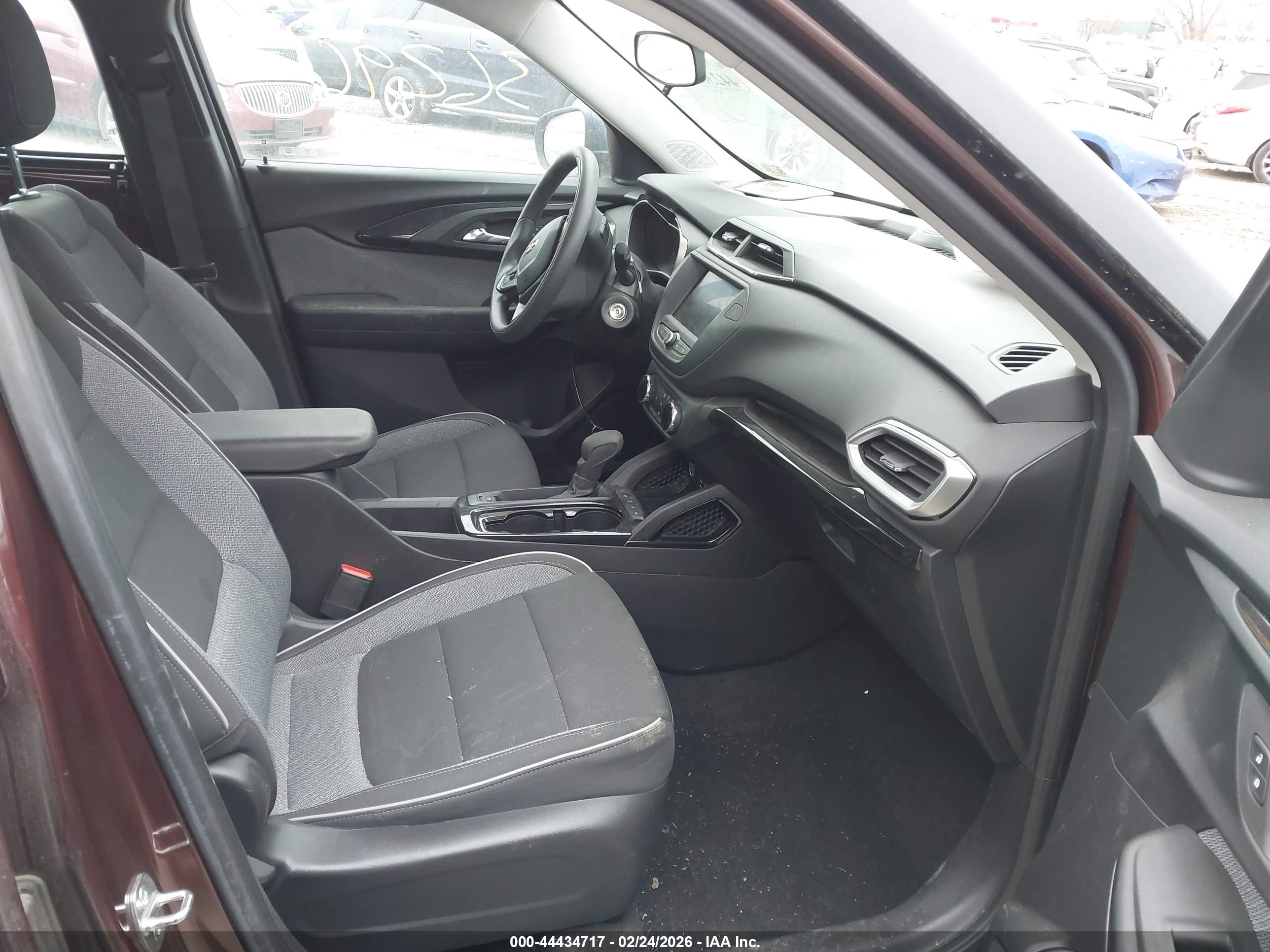 CHEVROLET TRAILBLAZER image 5