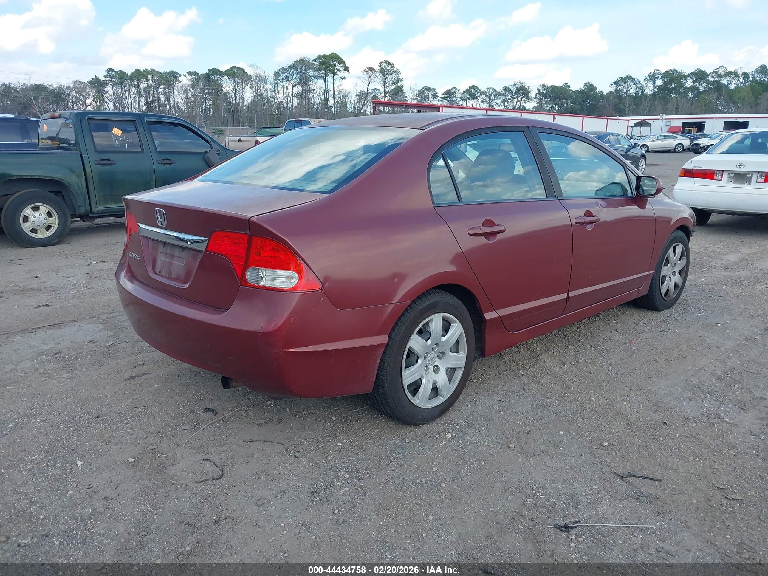 HONDA CIVIC image 4