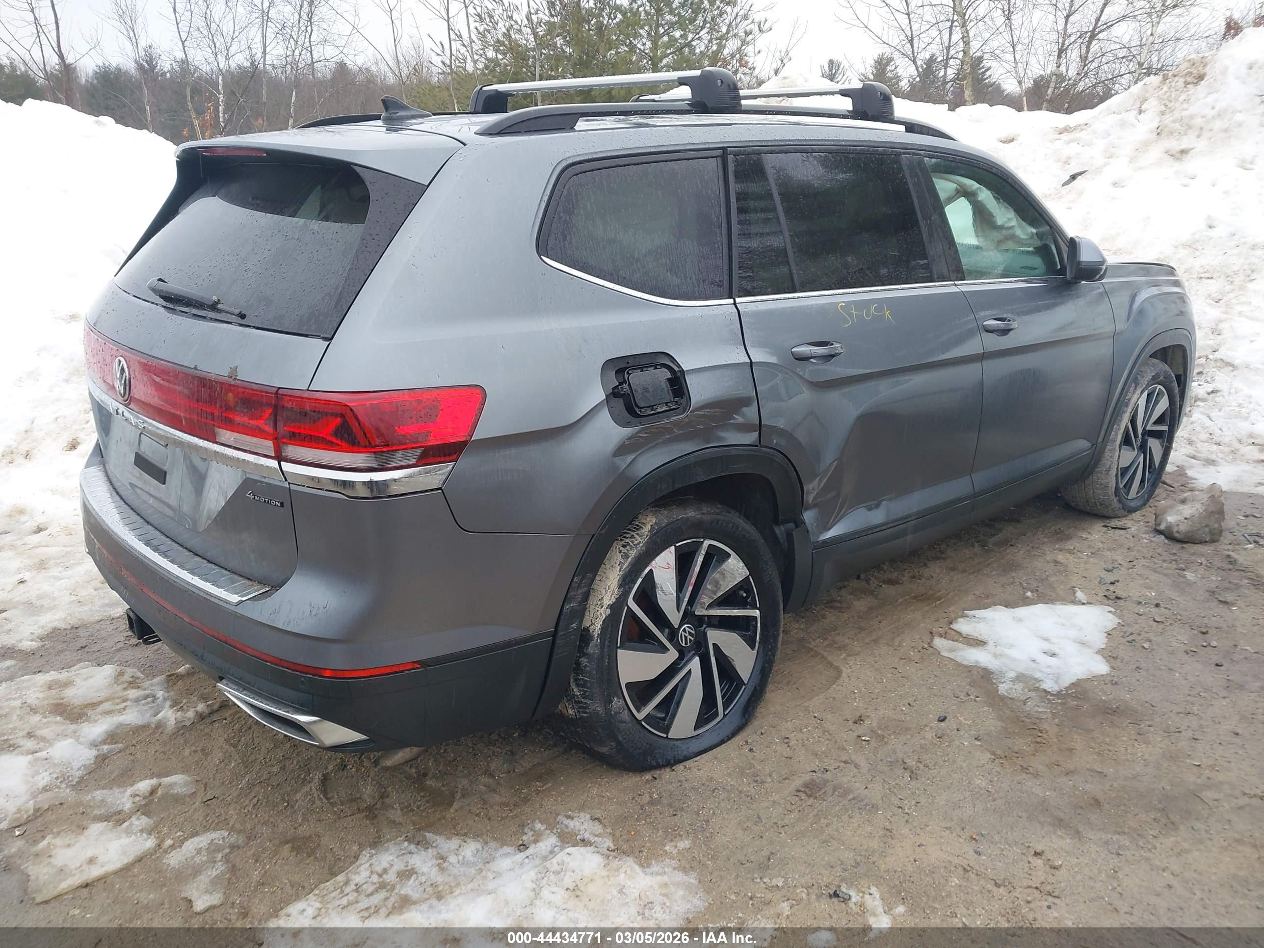 VOLKSWAGEN ATLAS image 4