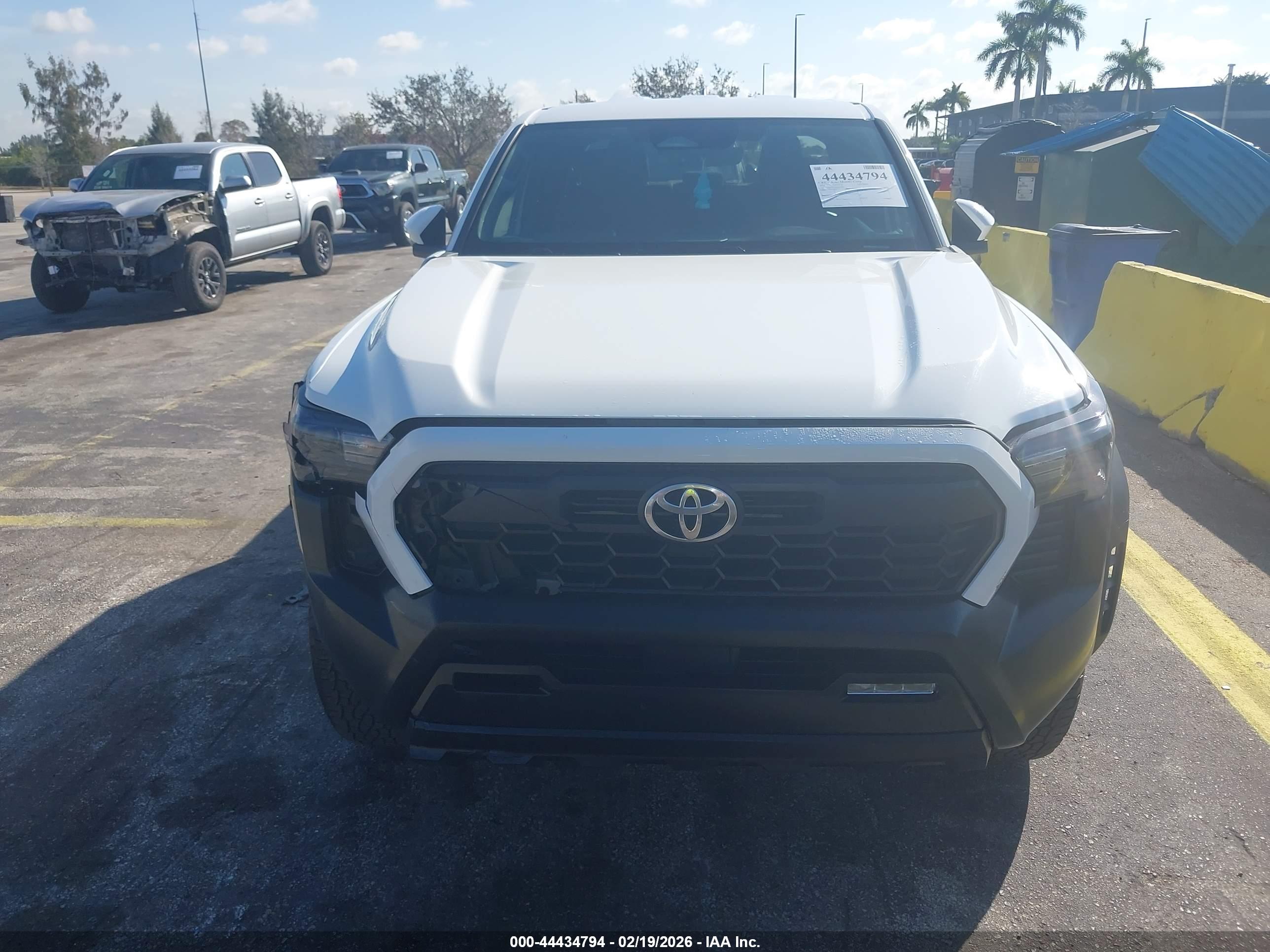 TOYOTA TACOMA image 6