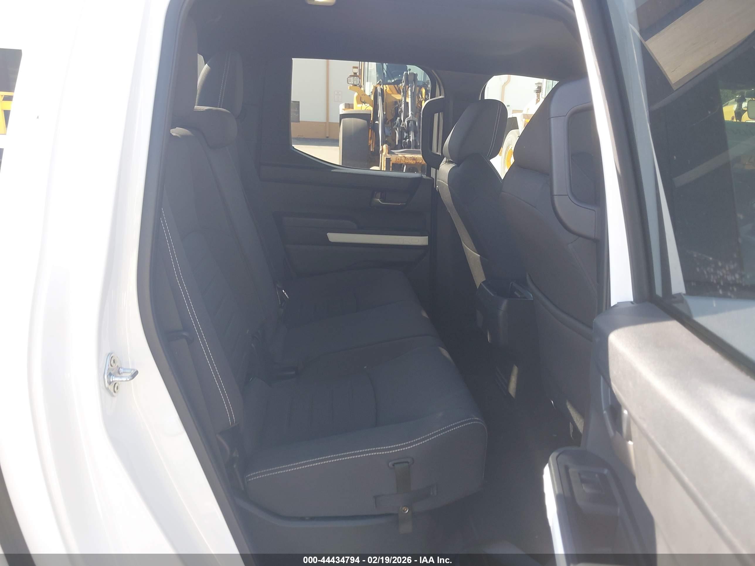 TOYOTA TACOMA image 8