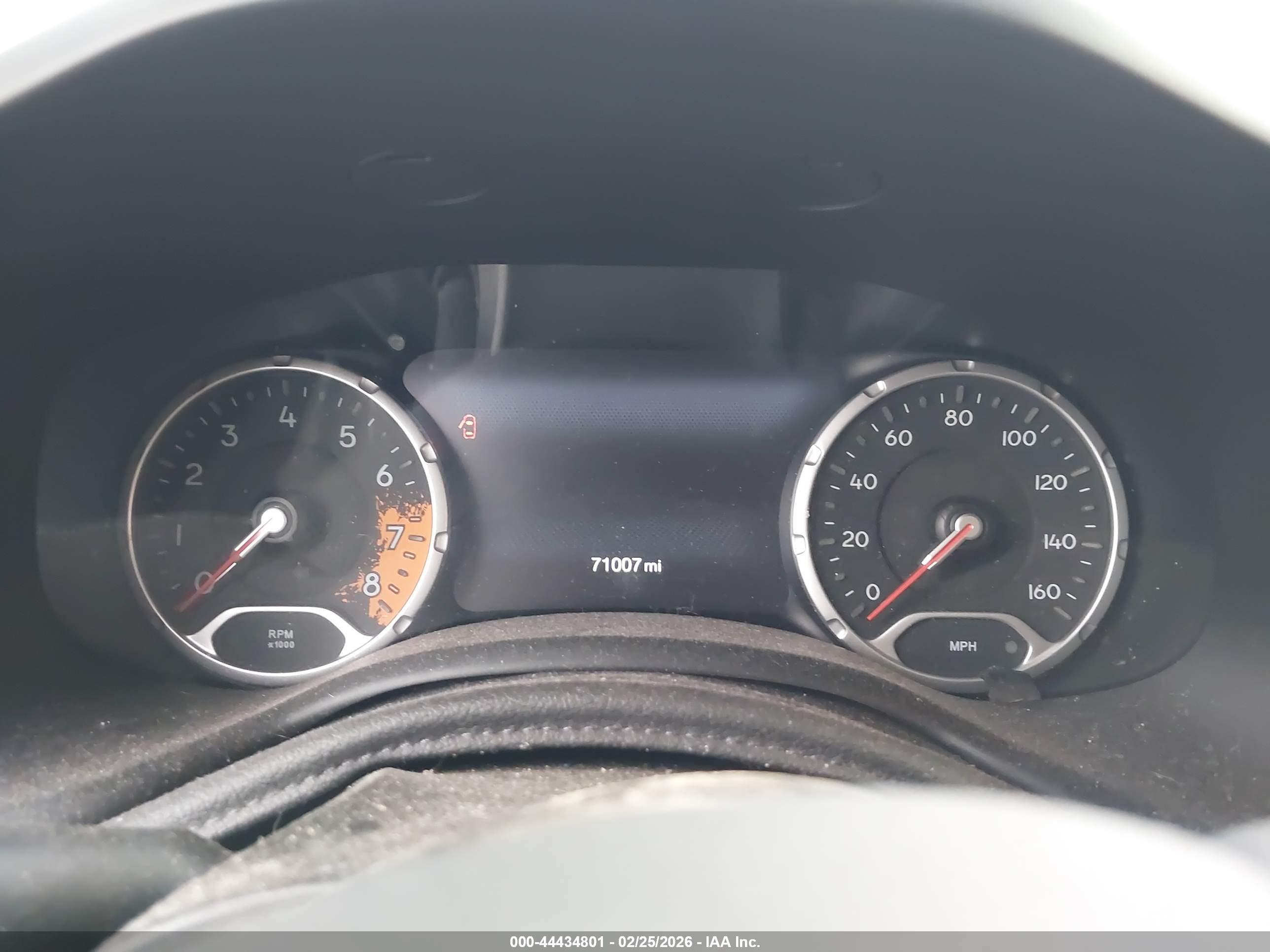 JEEP RENEGADE image 7