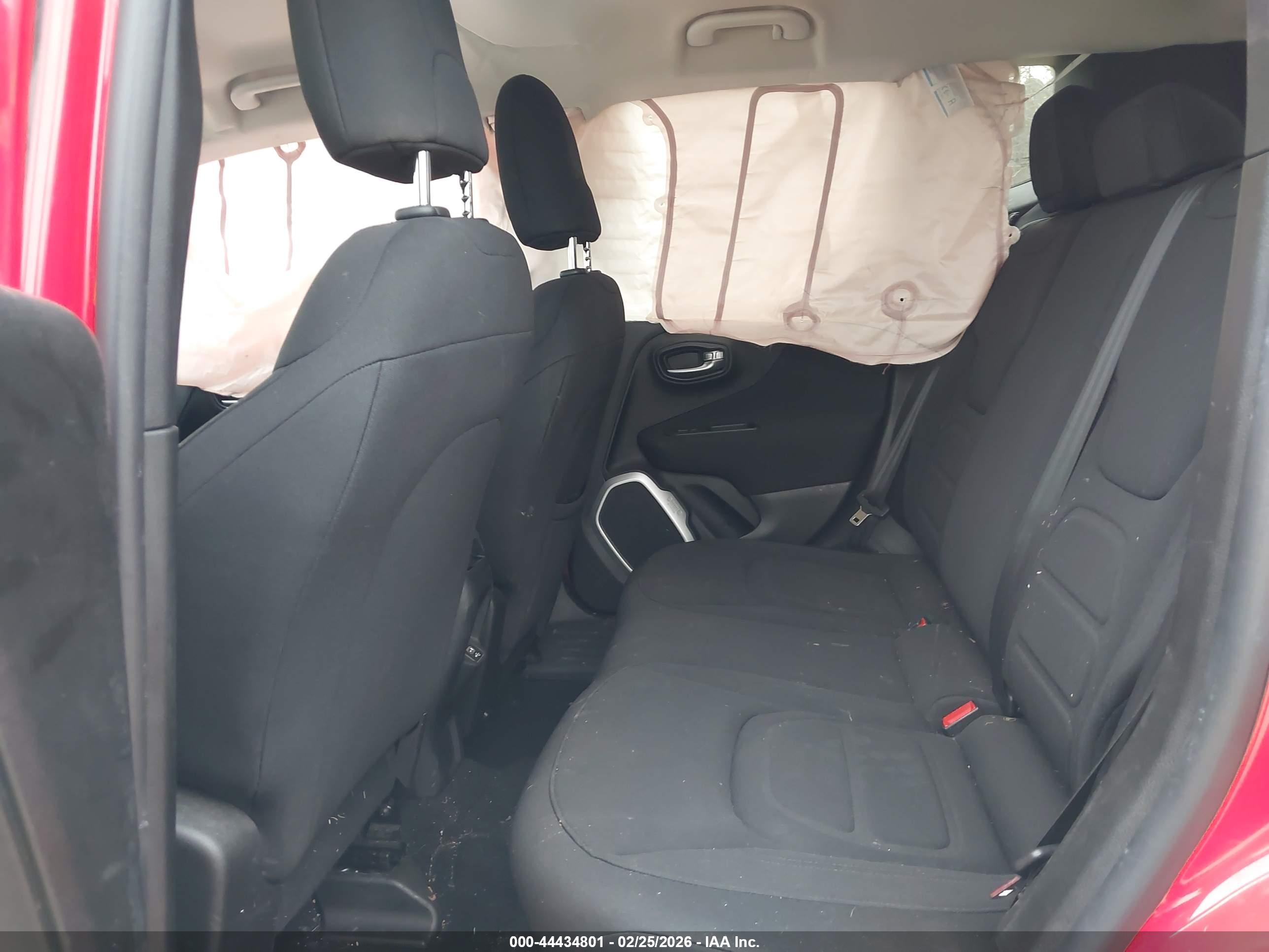 JEEP RENEGADE image 8