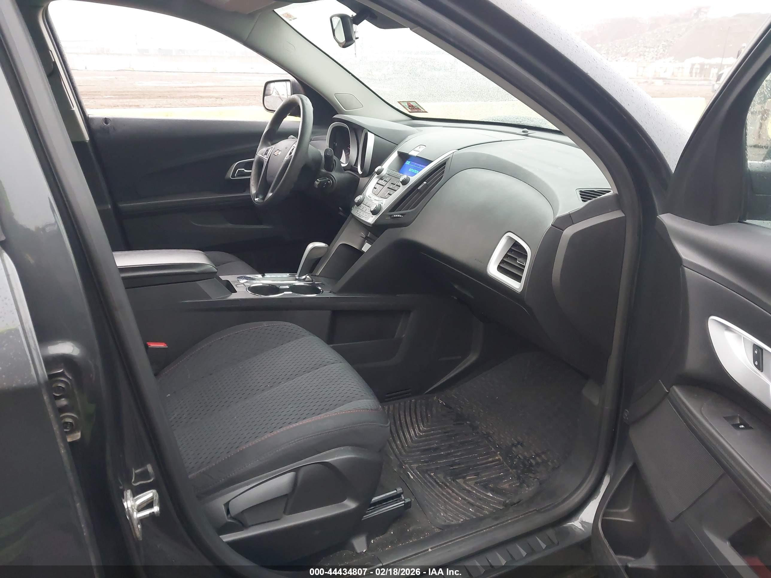 CHEVROLET EQUINOX image 5