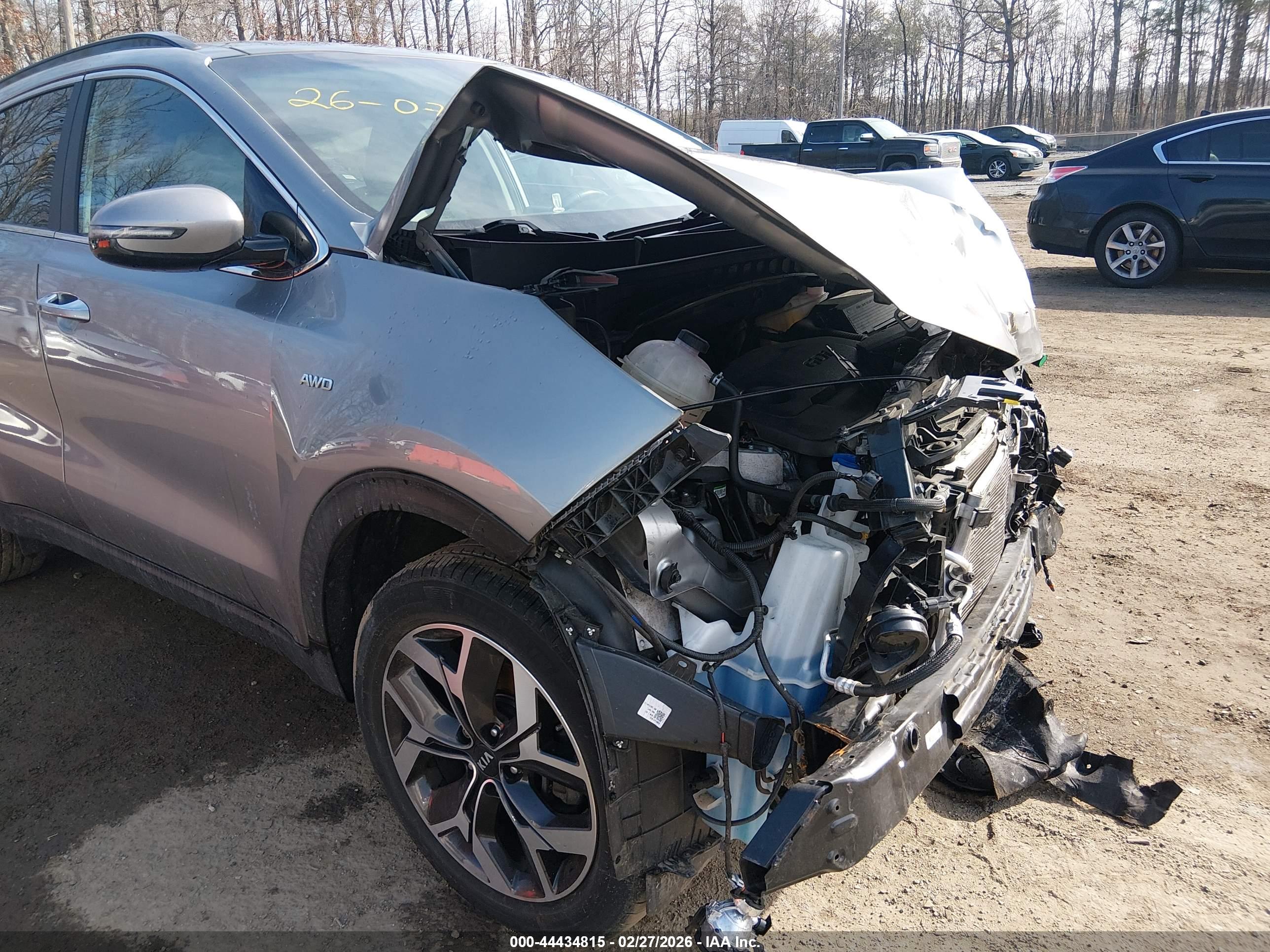KIA SPORTAGE image 6