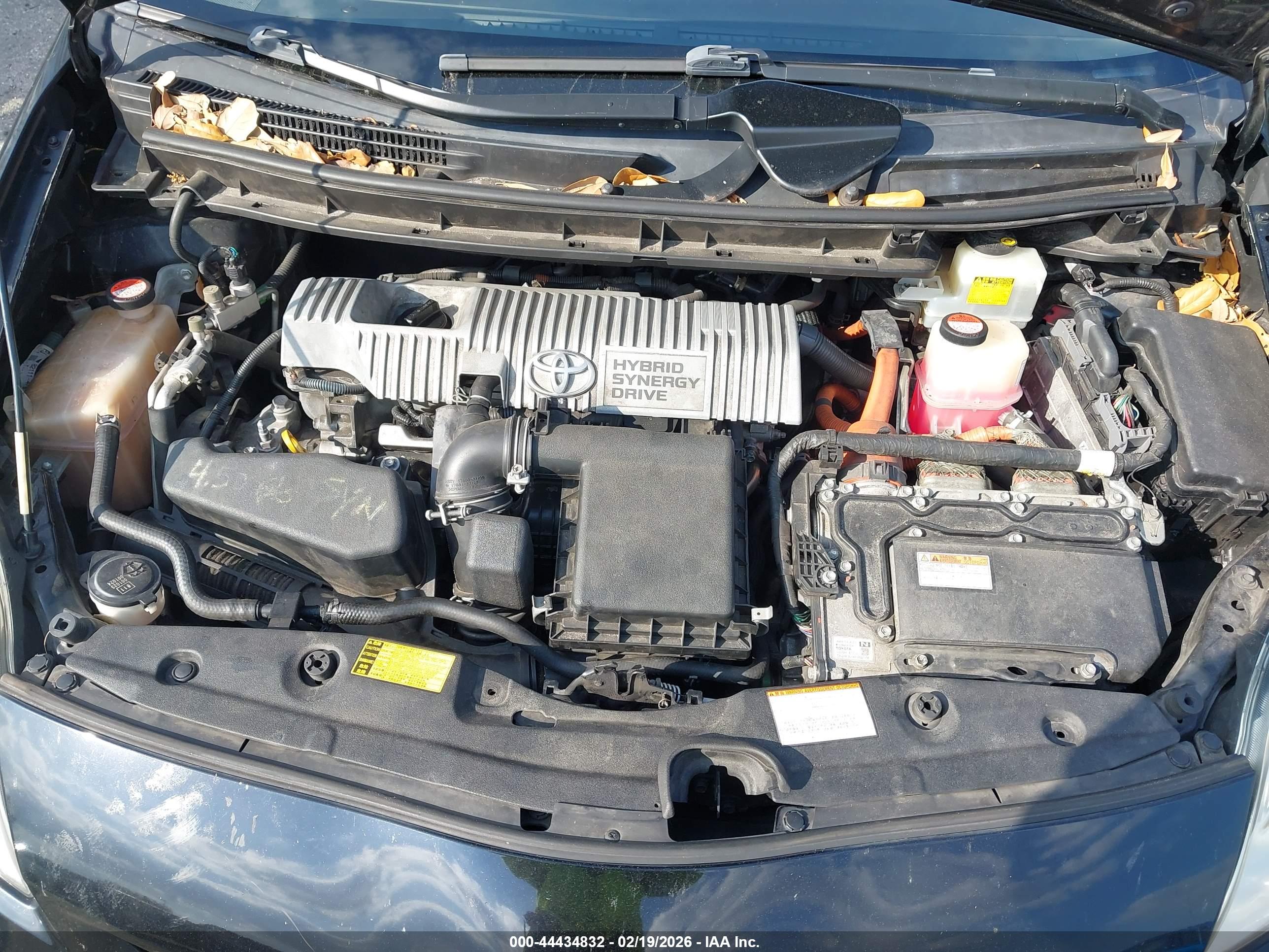 TOYOTA PRIUS image 10
