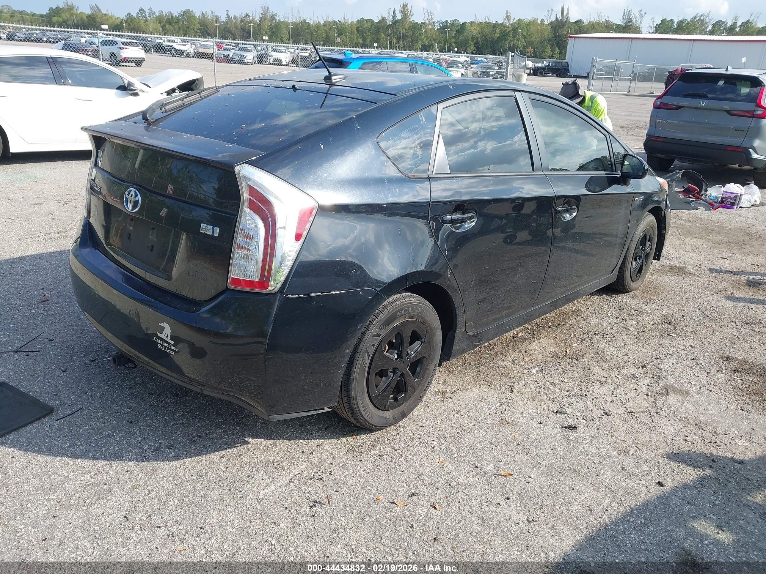 TOYOTA PRIUS image 4