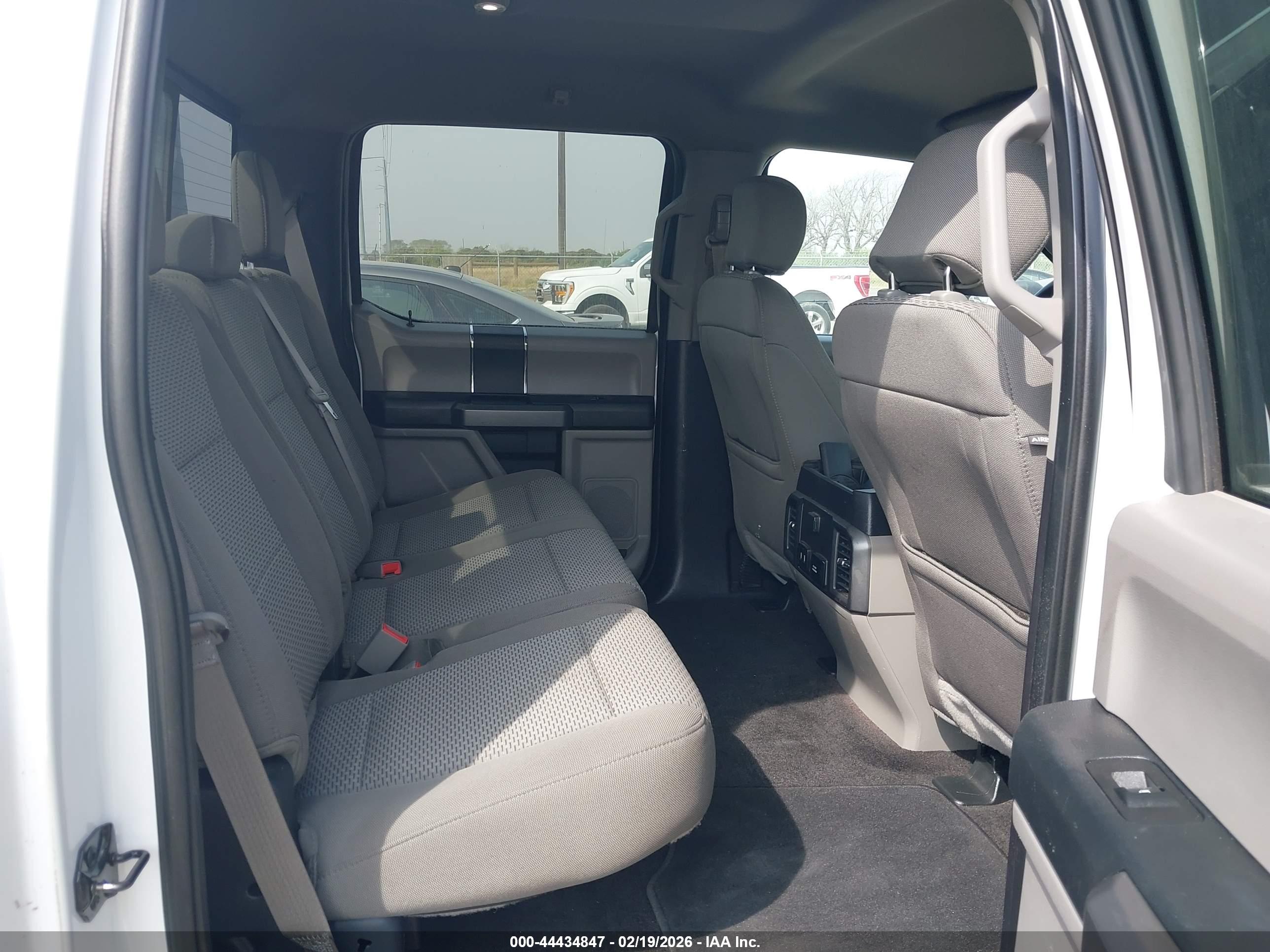 FORD F-150 image 8