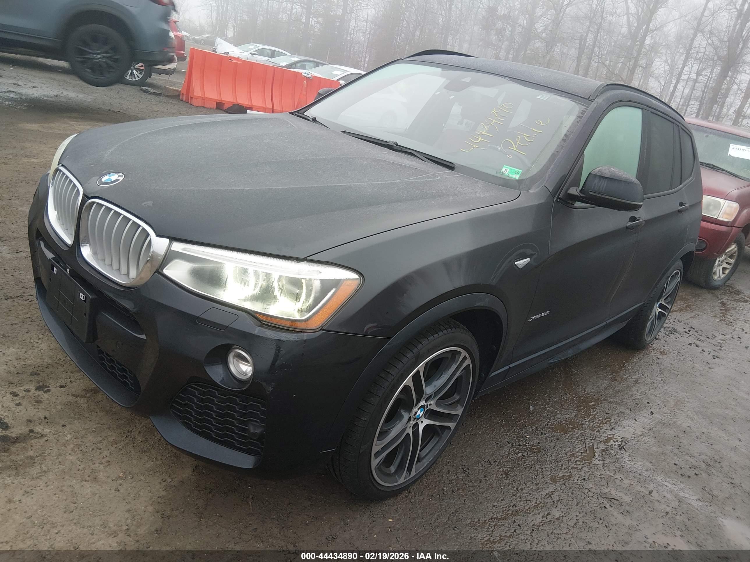 BMW X3 image 2