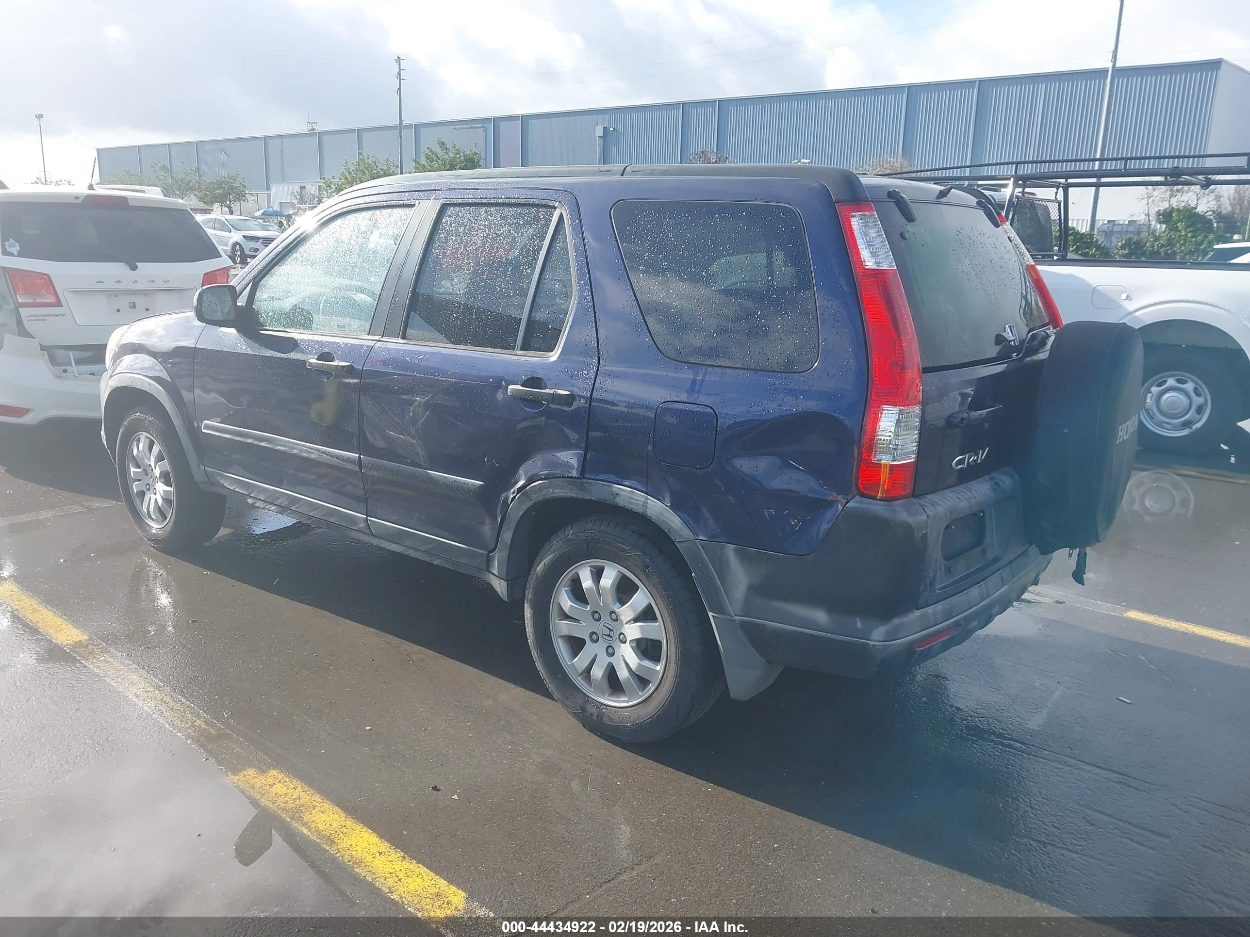 HONDA CR-V image 3