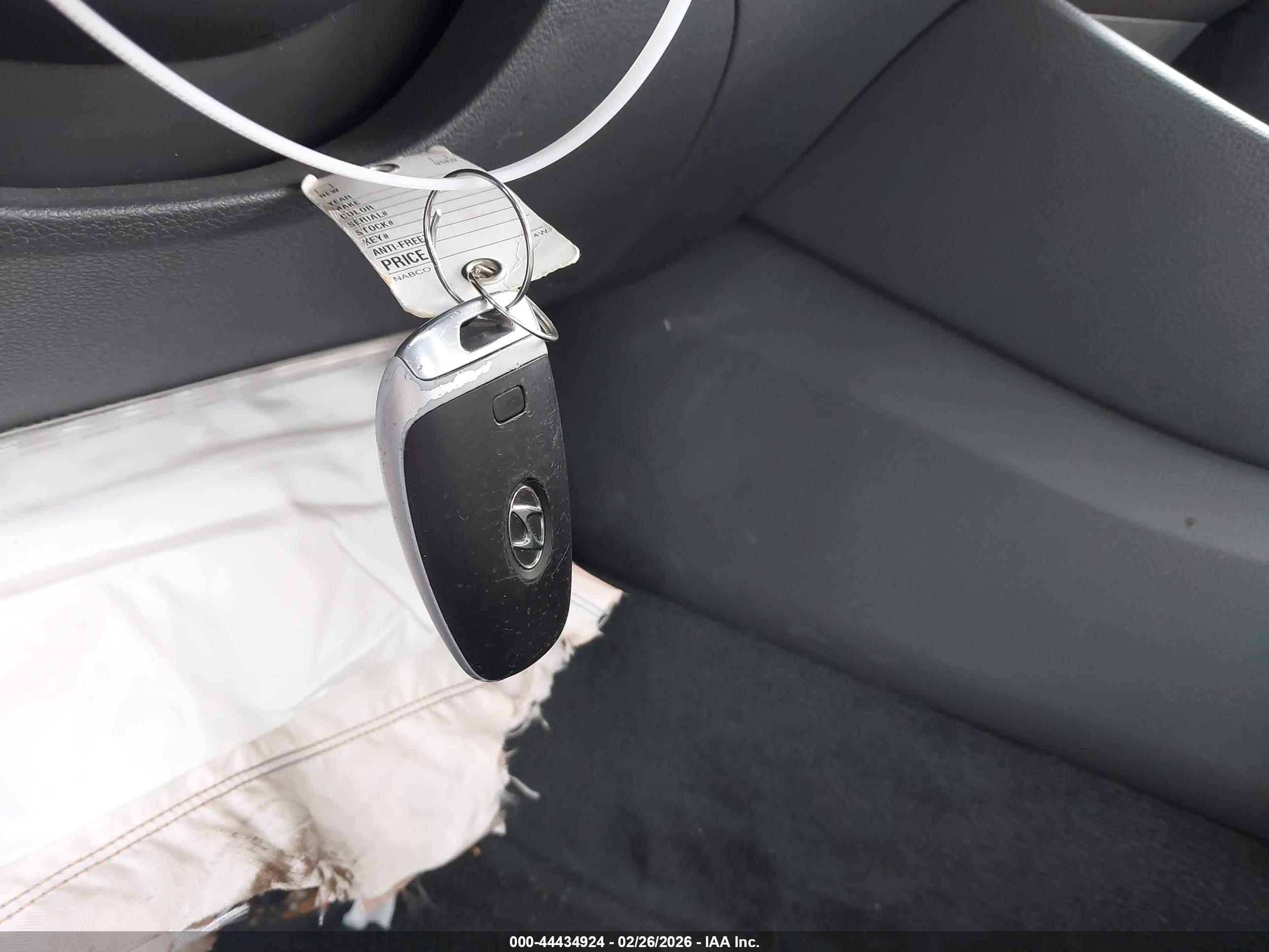 HYUNDAI SONATA image 11