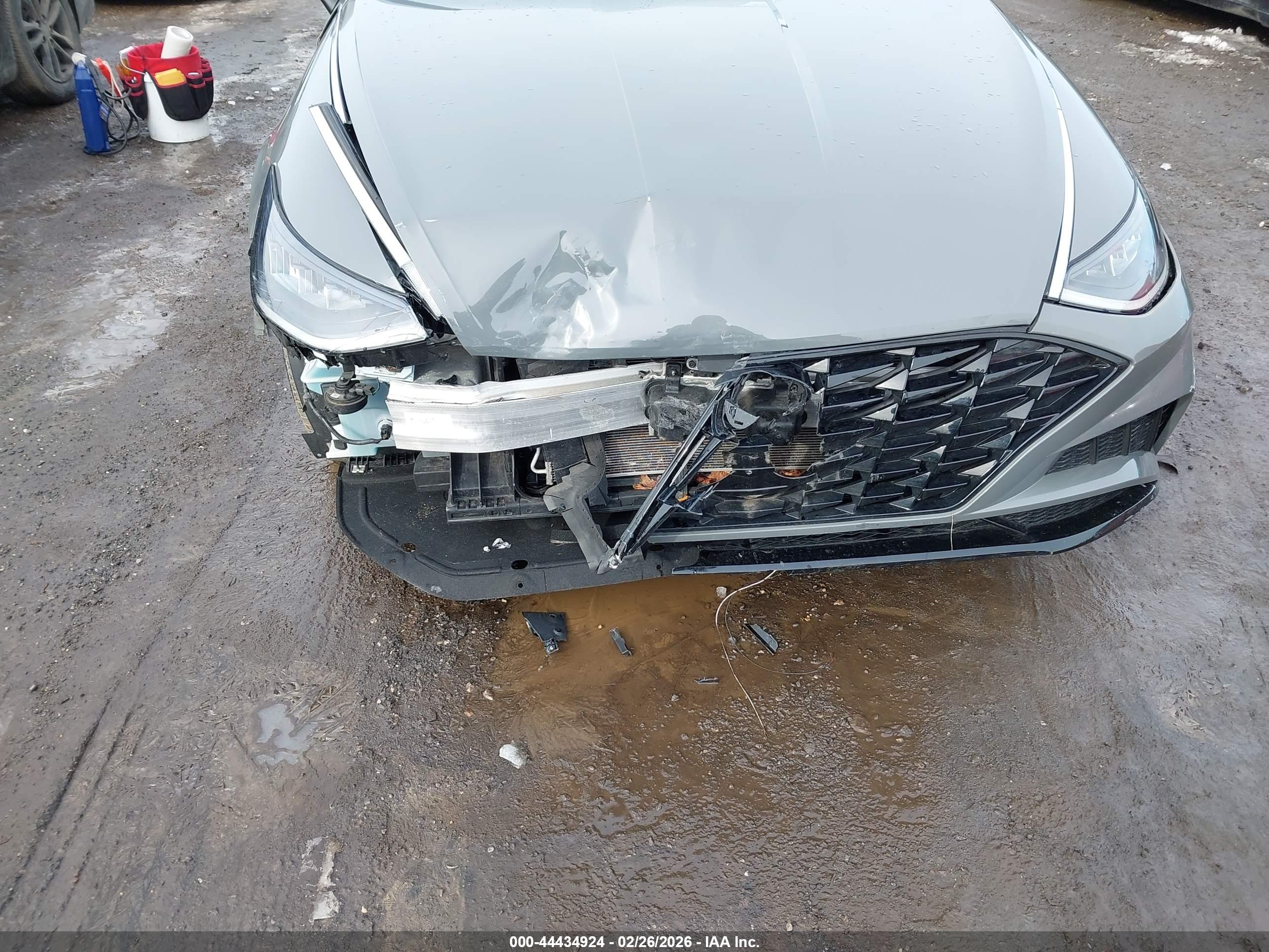 HYUNDAI SONATA image 6