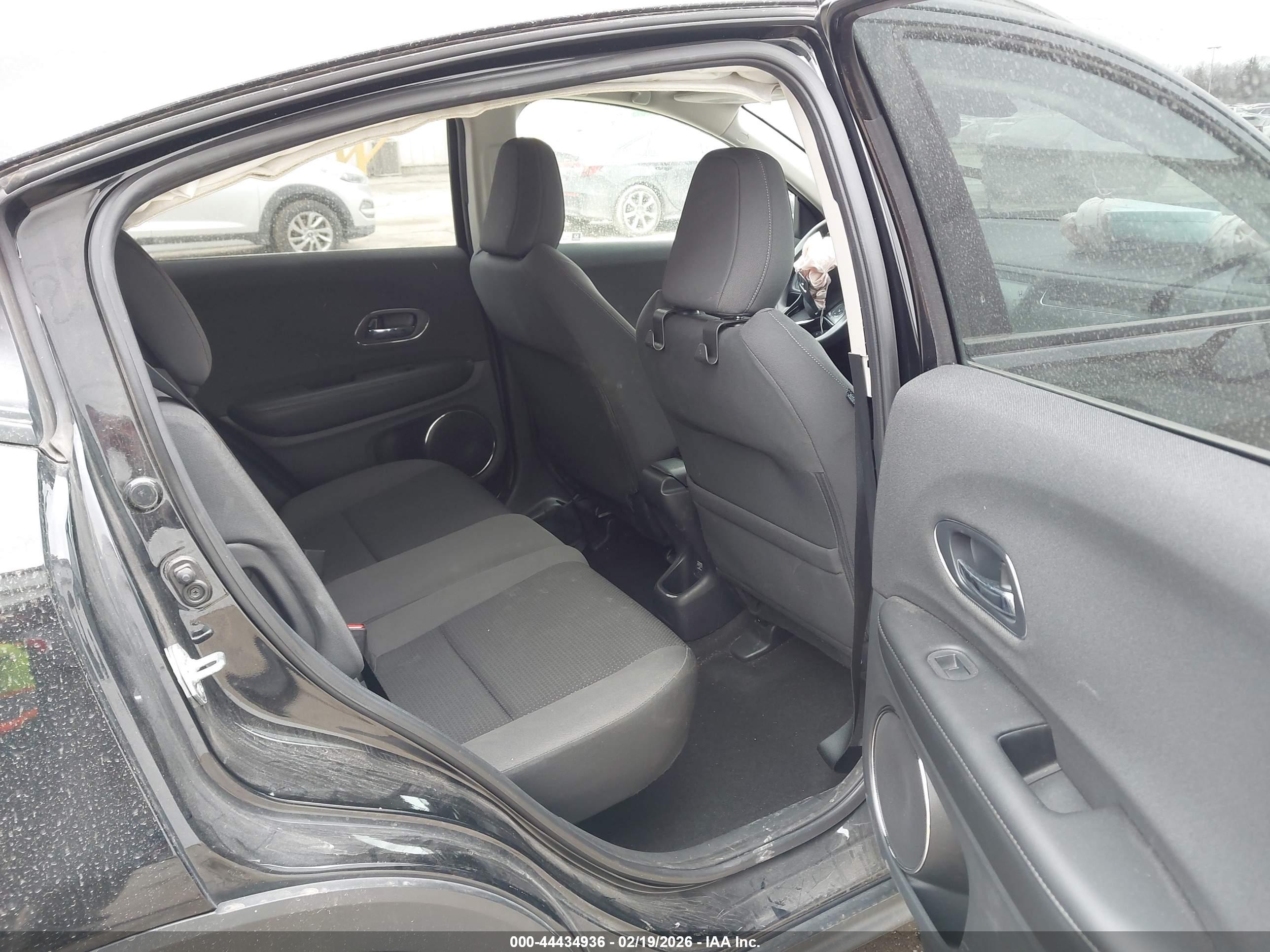 HONDA HR-V image 8