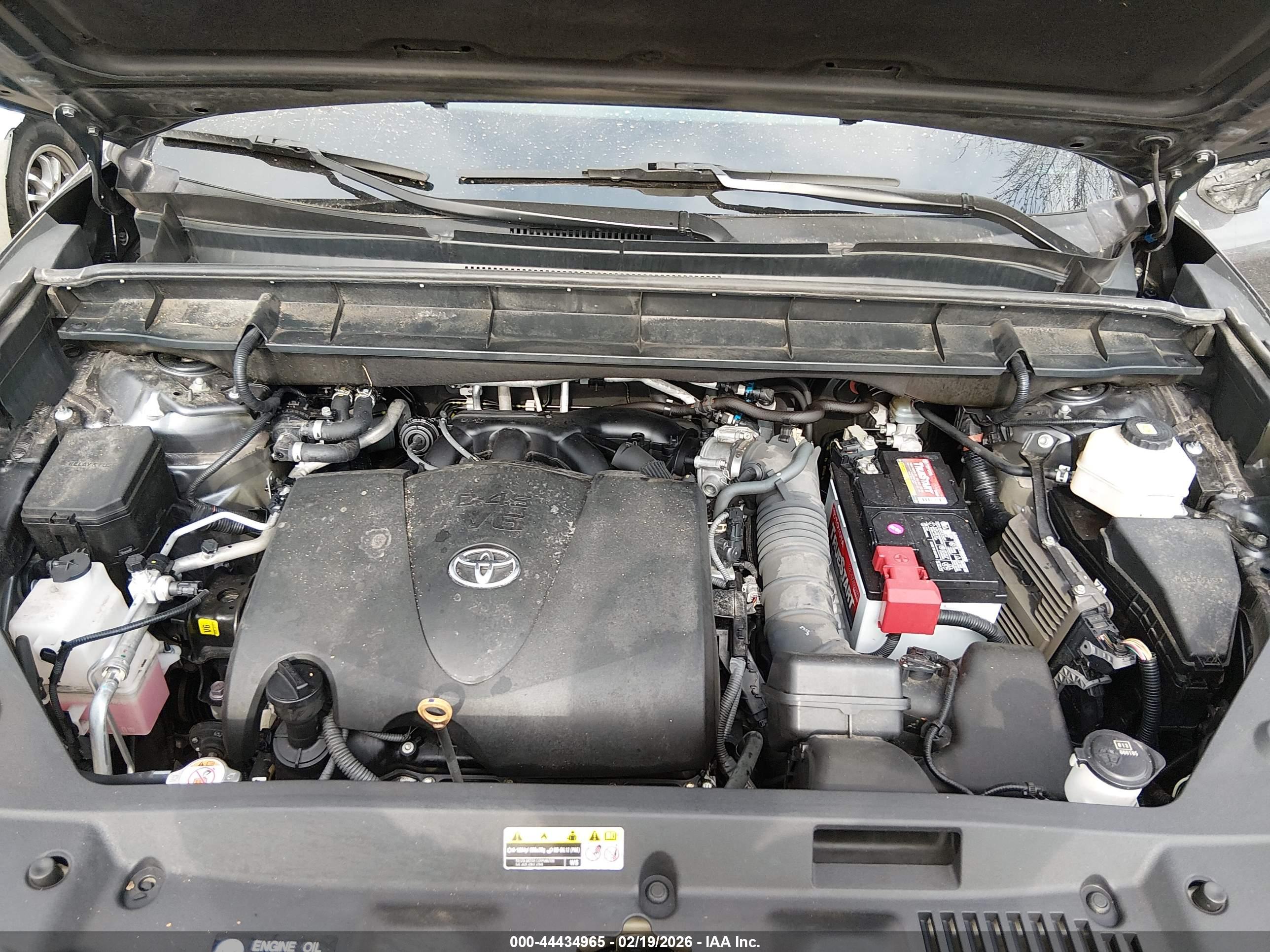 TOYOTA HIGHLANDER image 10