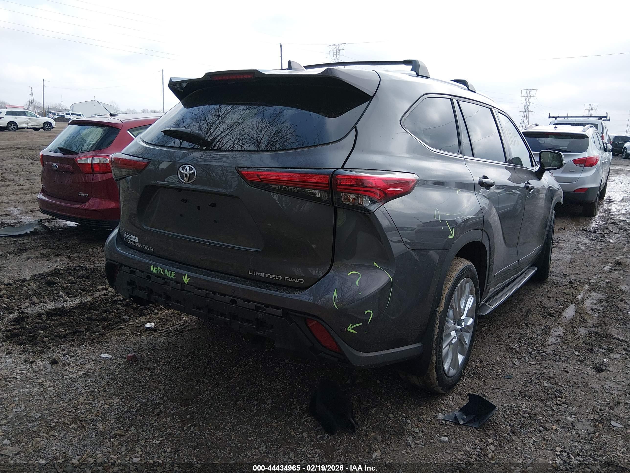 TOYOTA HIGHLANDER image 4