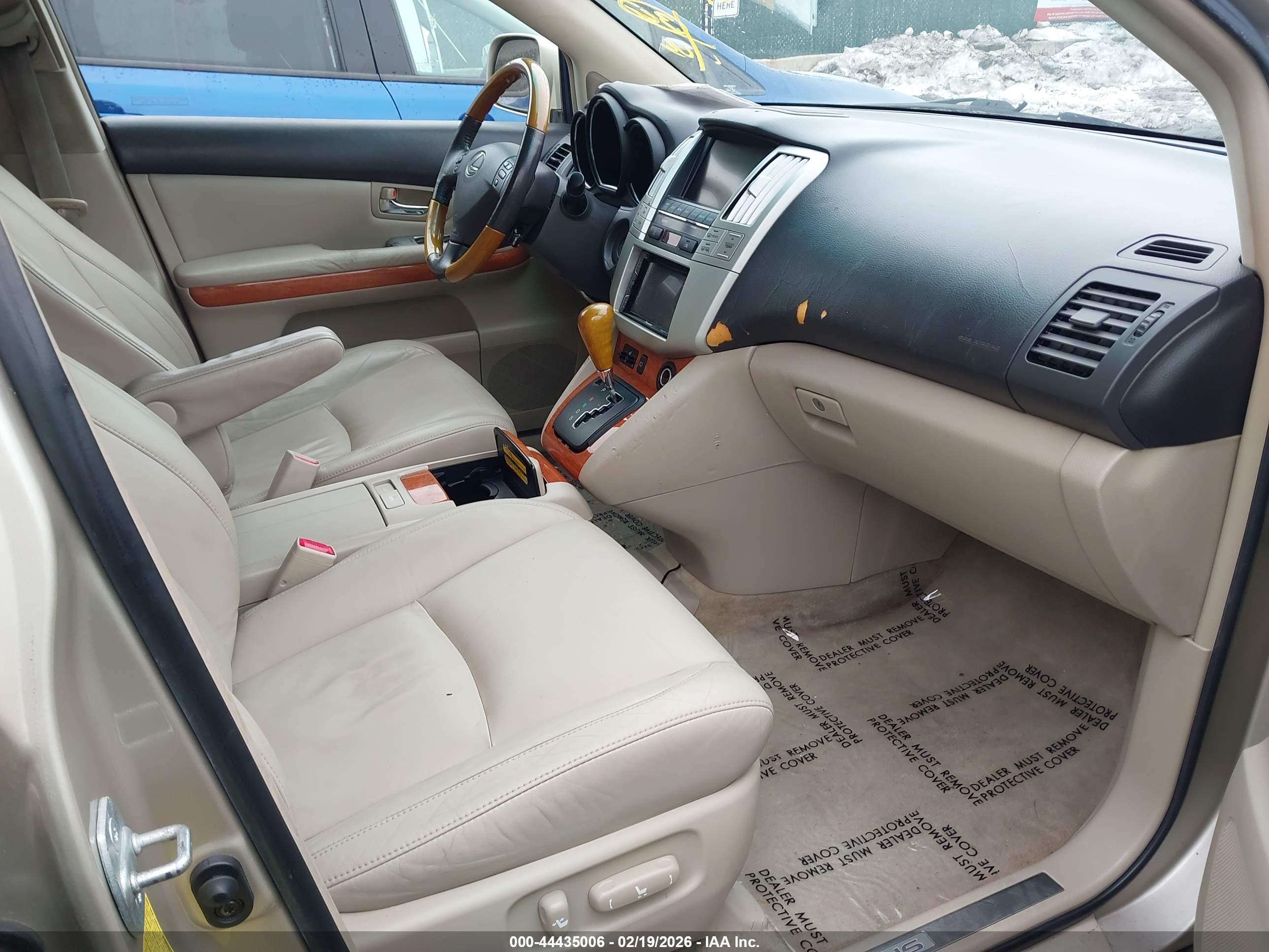 LEXUS RX image 5