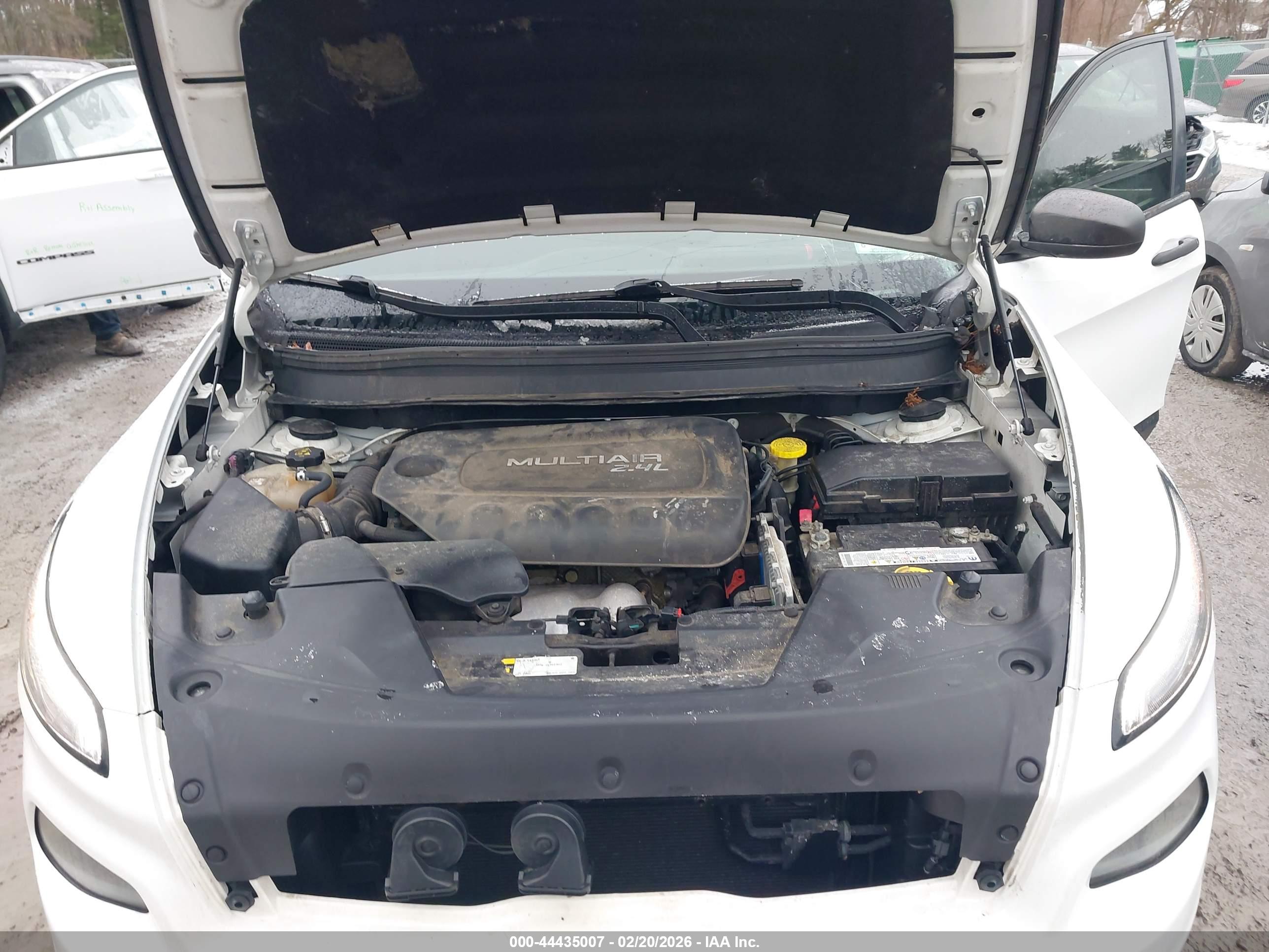 JEEP CHEROKEE image 10