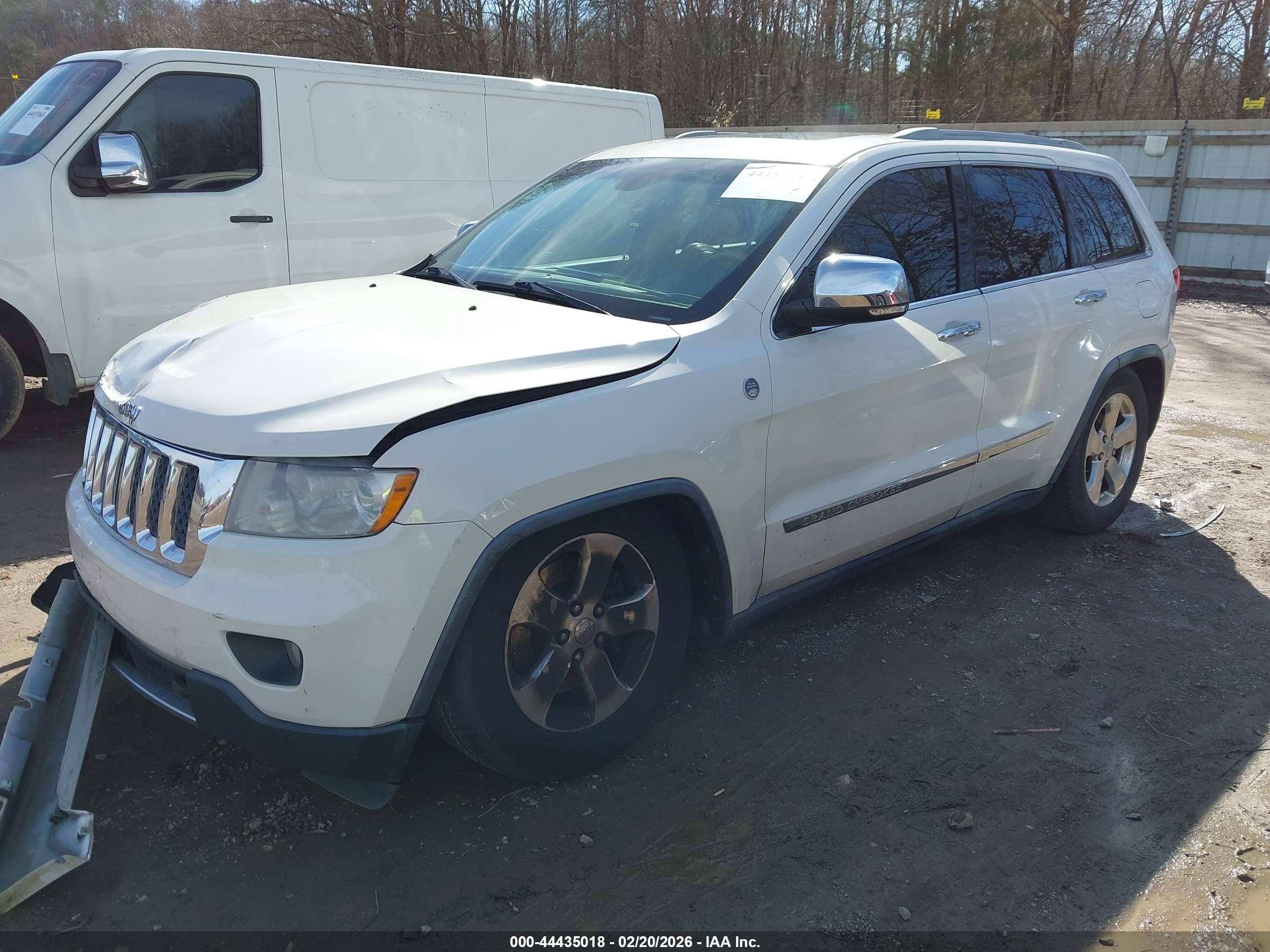 JEEP GRAND image 2