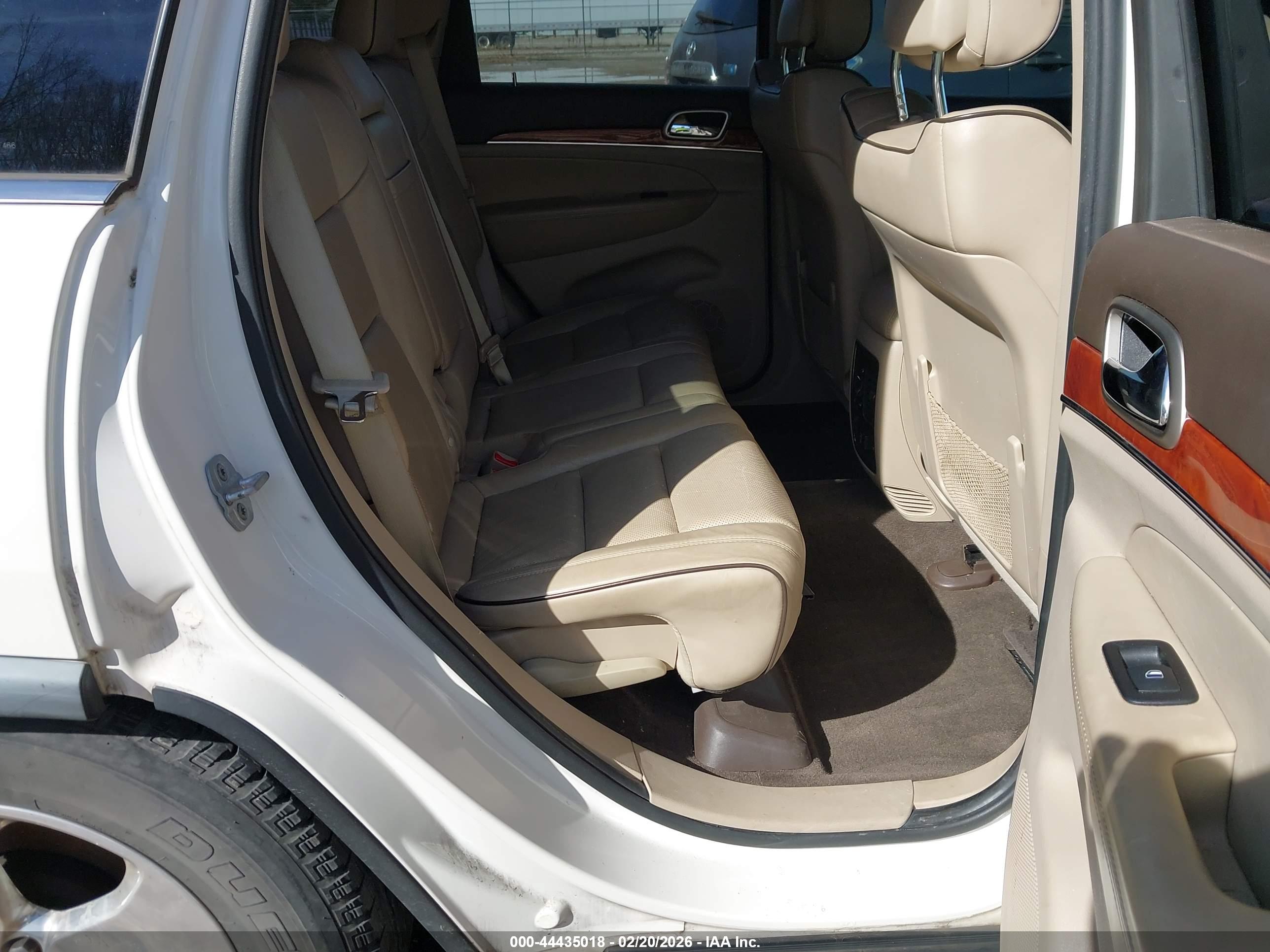 JEEP GRAND image 8