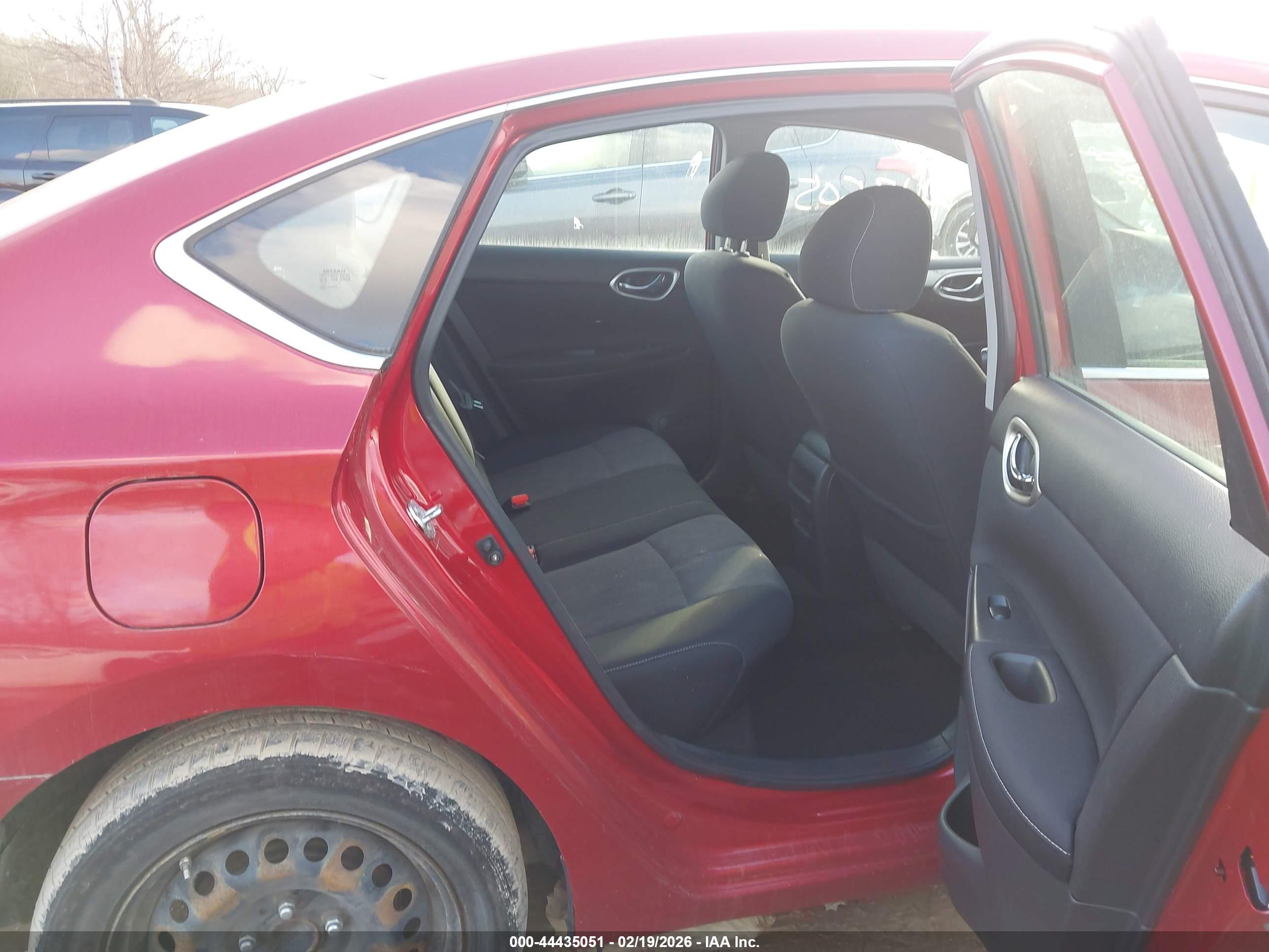 NISSAN SENTRA image 8