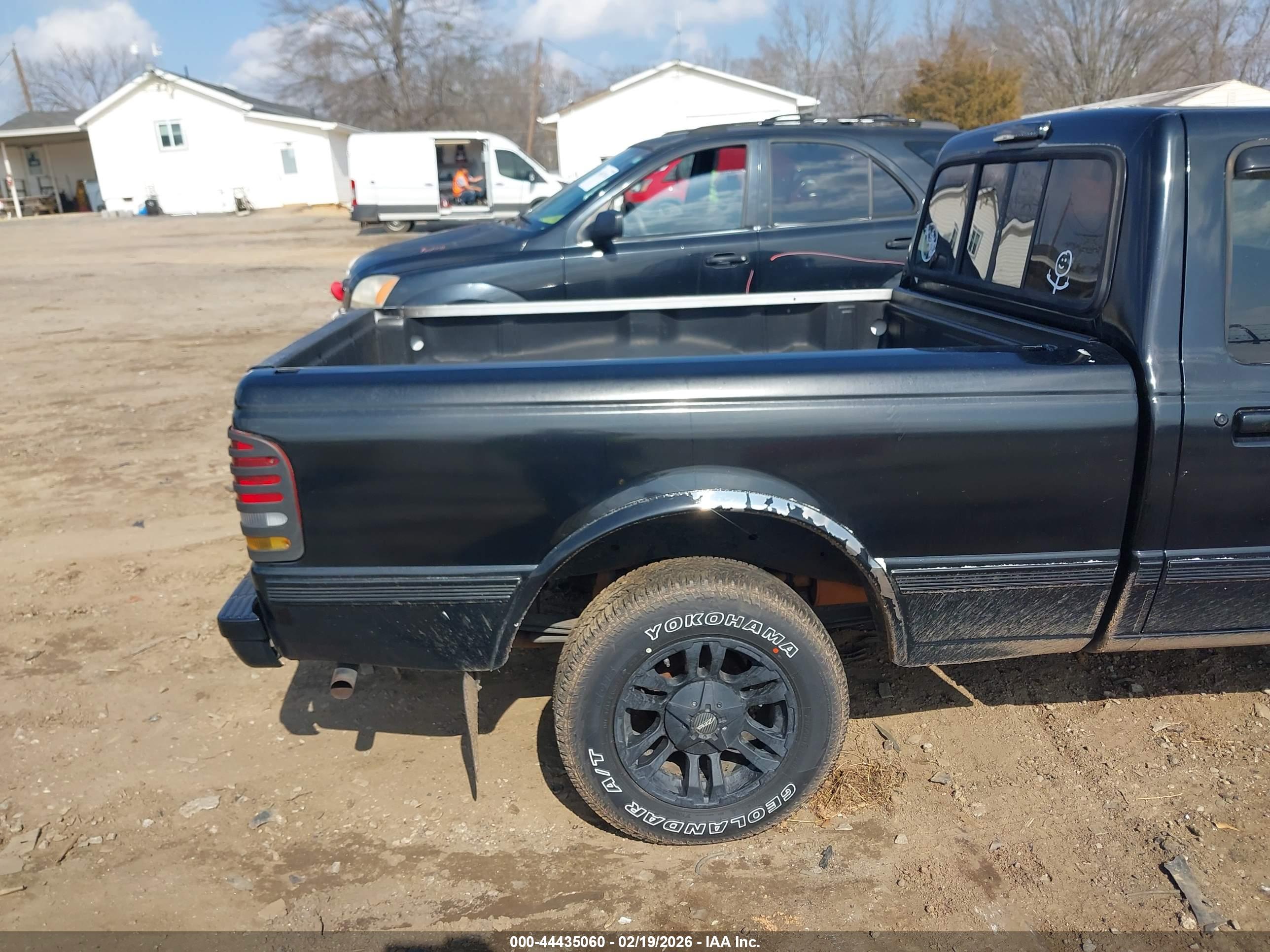 FORD RANGER image 8