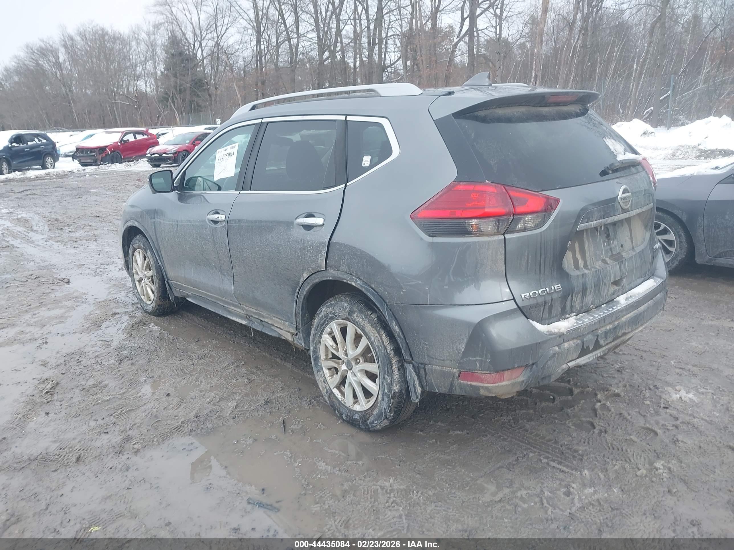 NISSAN ROGUE image 3