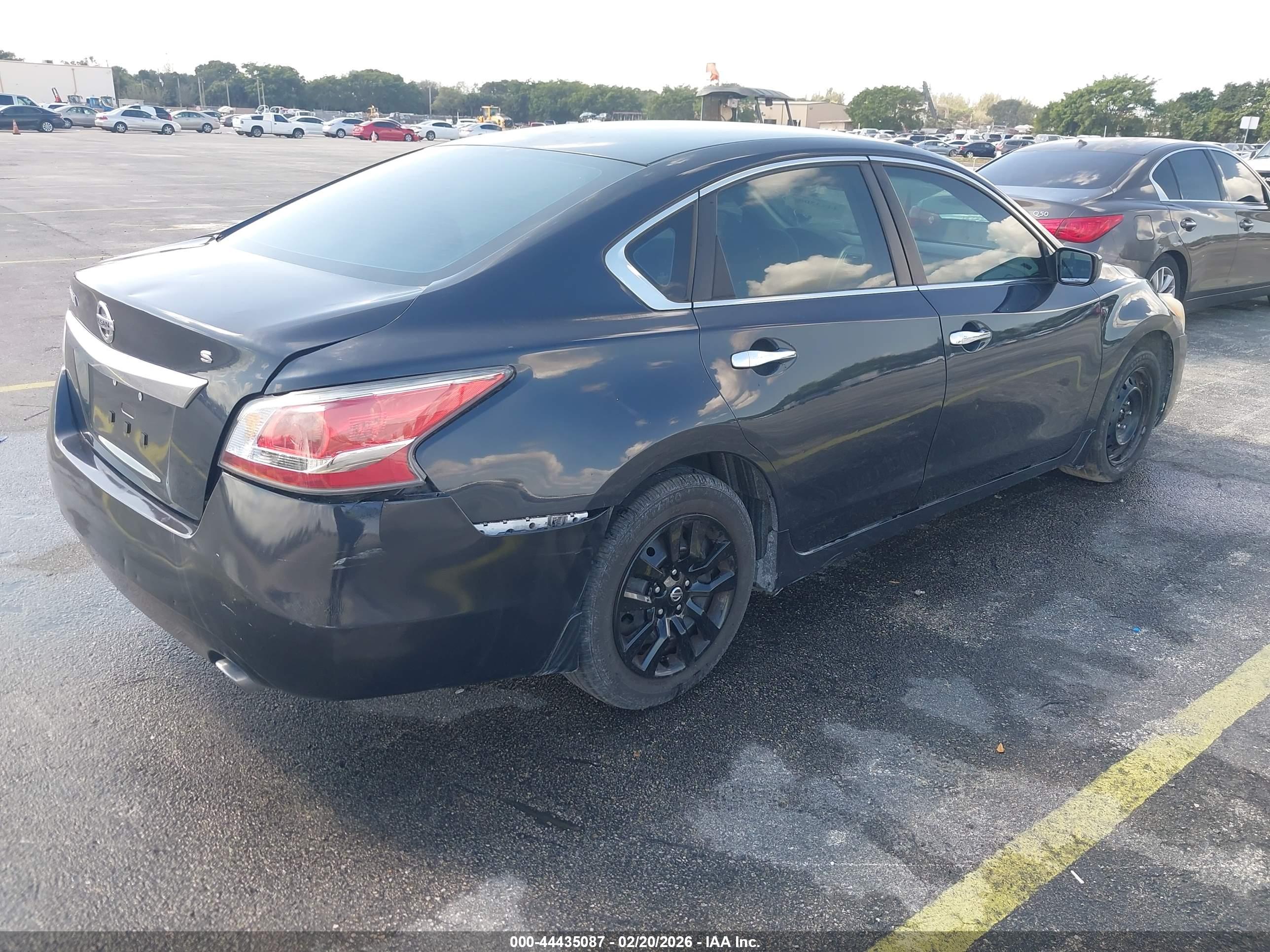 NISSAN ALTIMA image 4