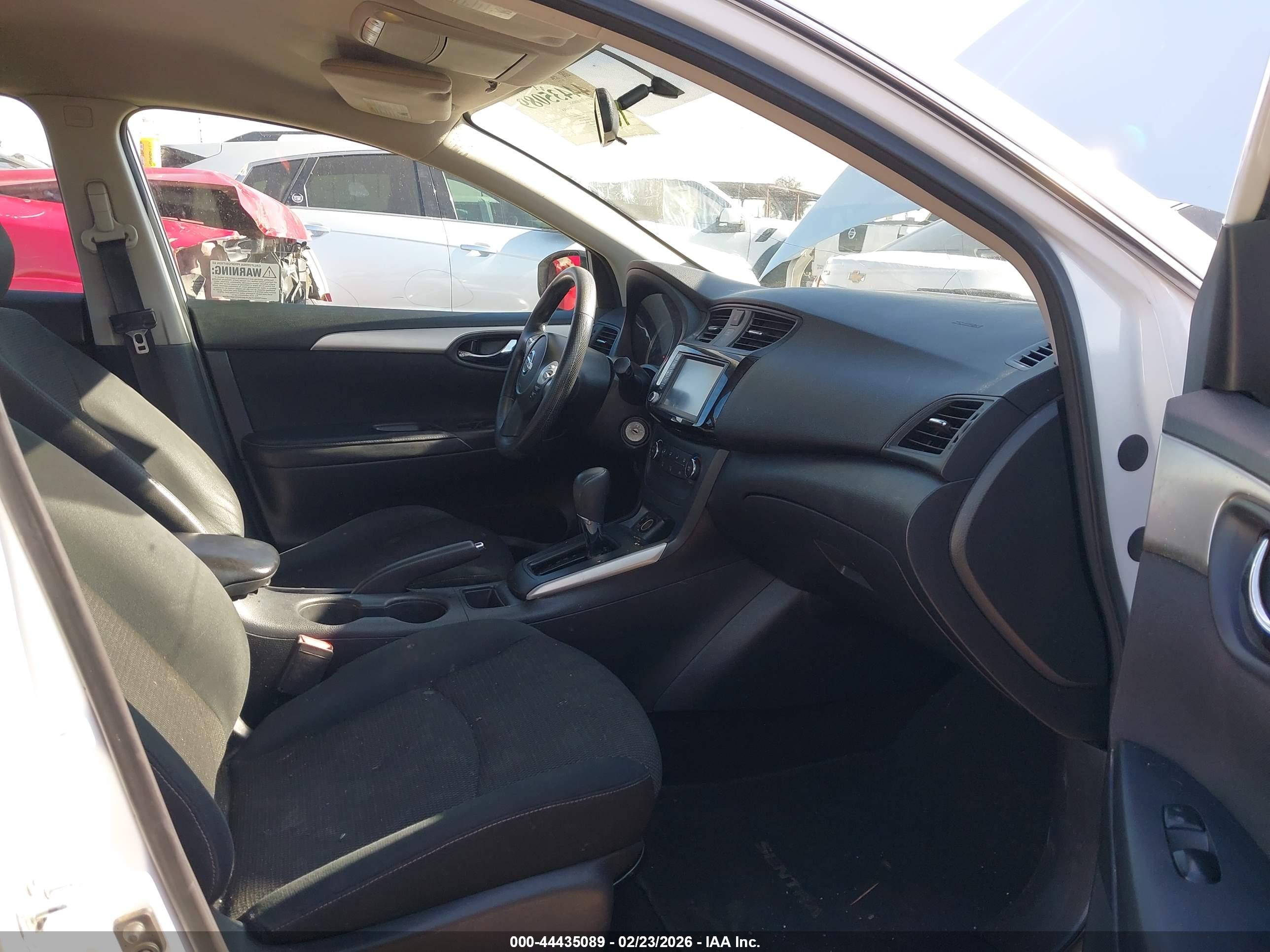 NISSAN SENTRA image 5