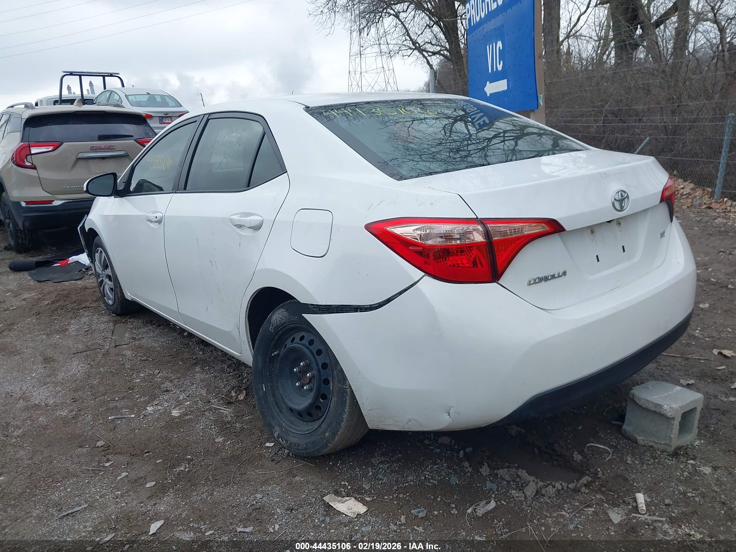 TOYOTA COROLLA image 3