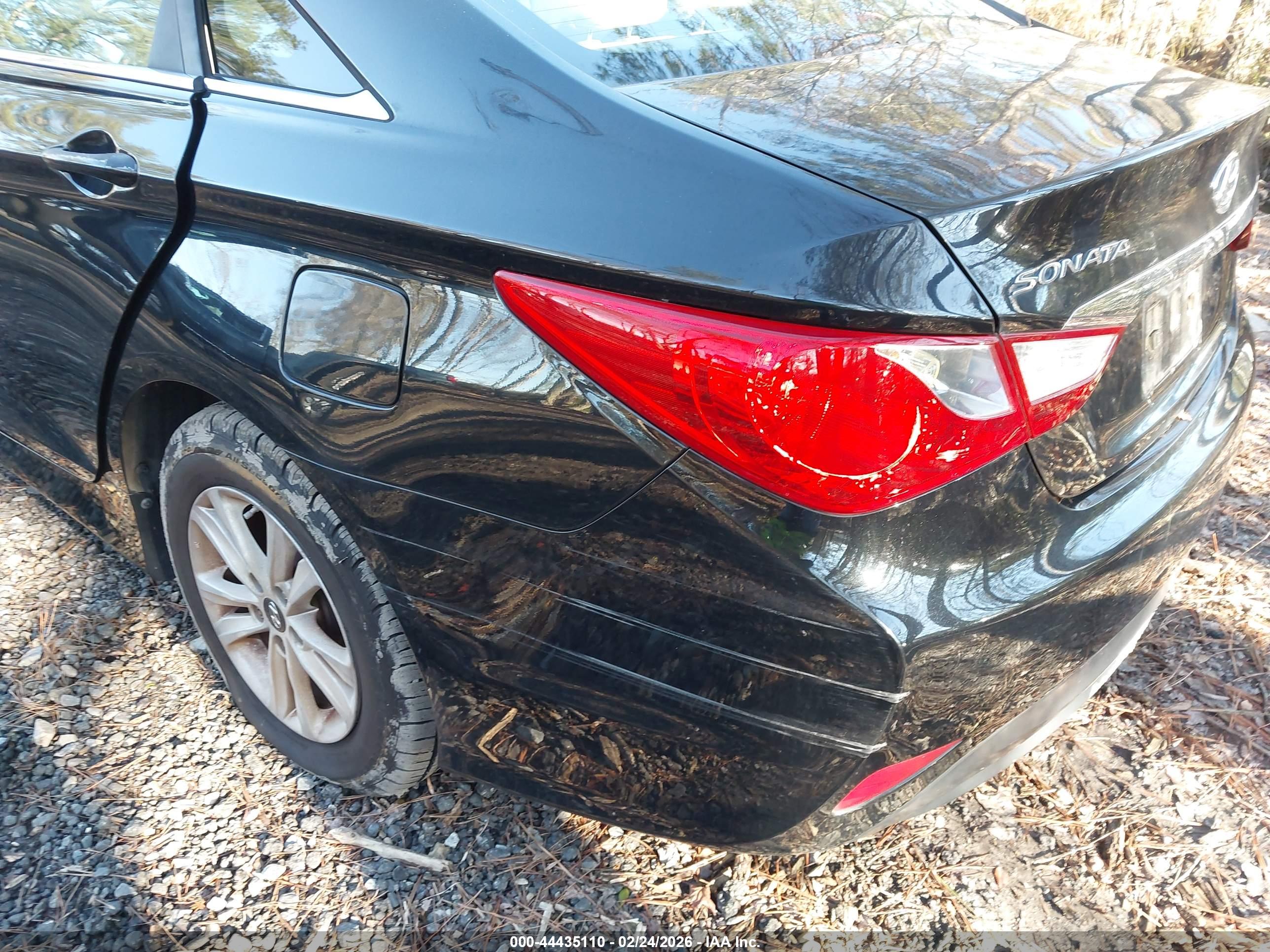 HYUNDAI SONATA image 6