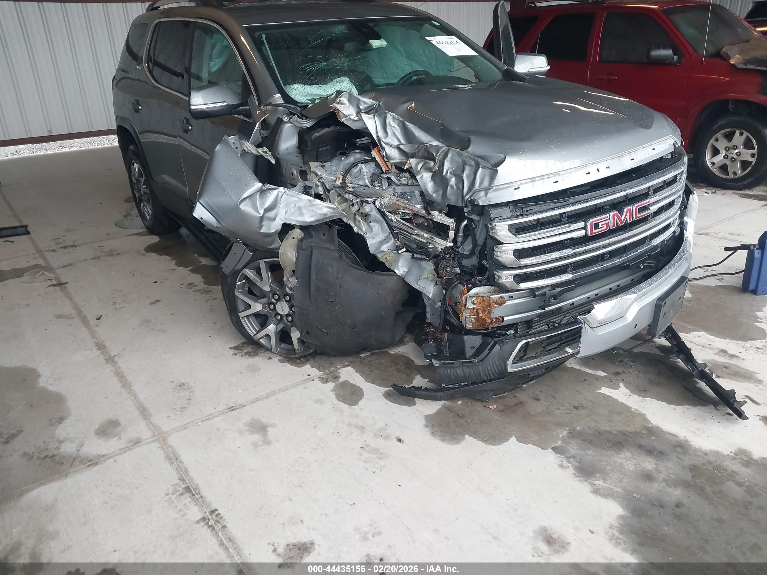 GMC ACADIA image 6