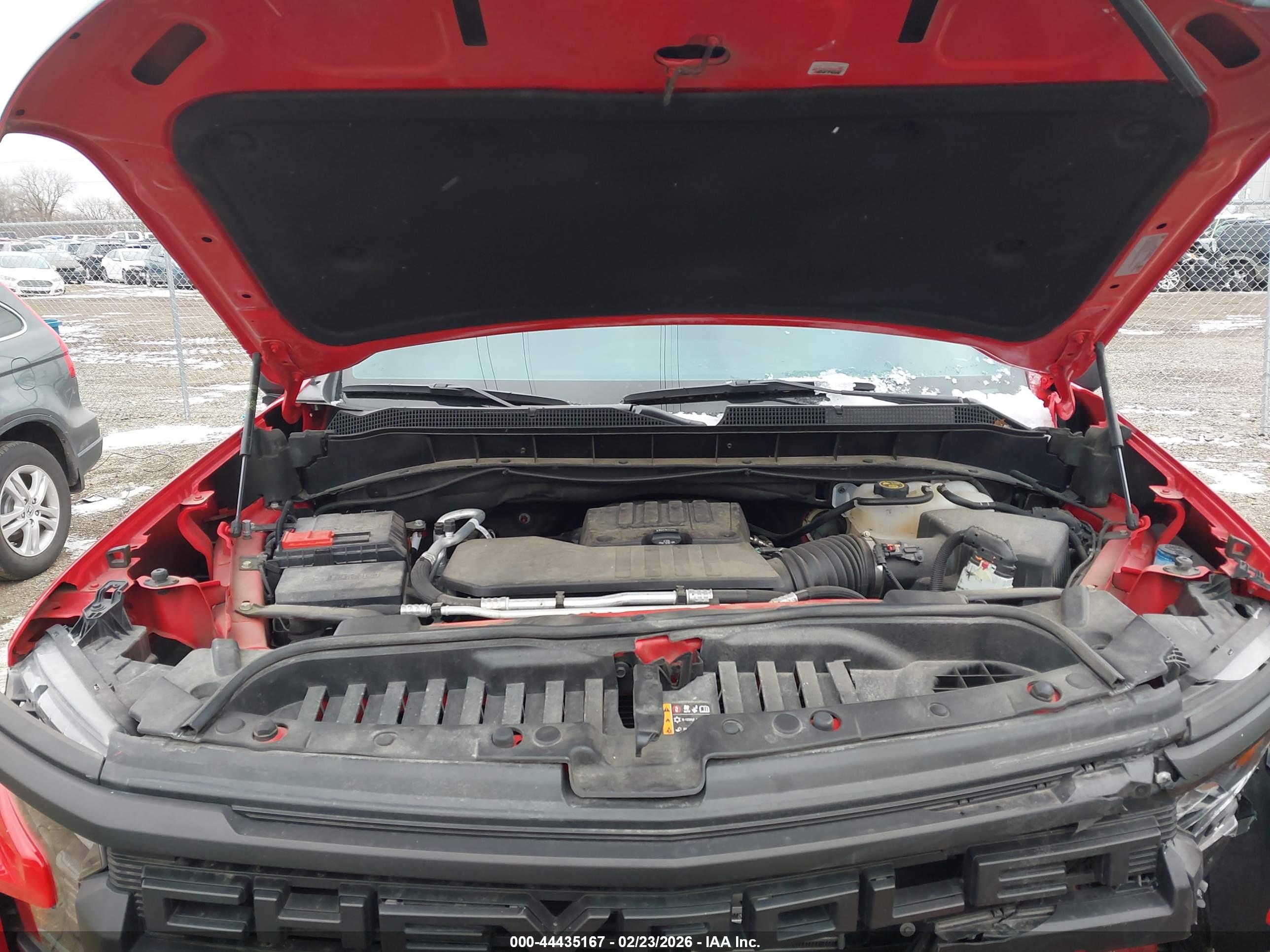 CHEVROLET SILVERADO image 10
