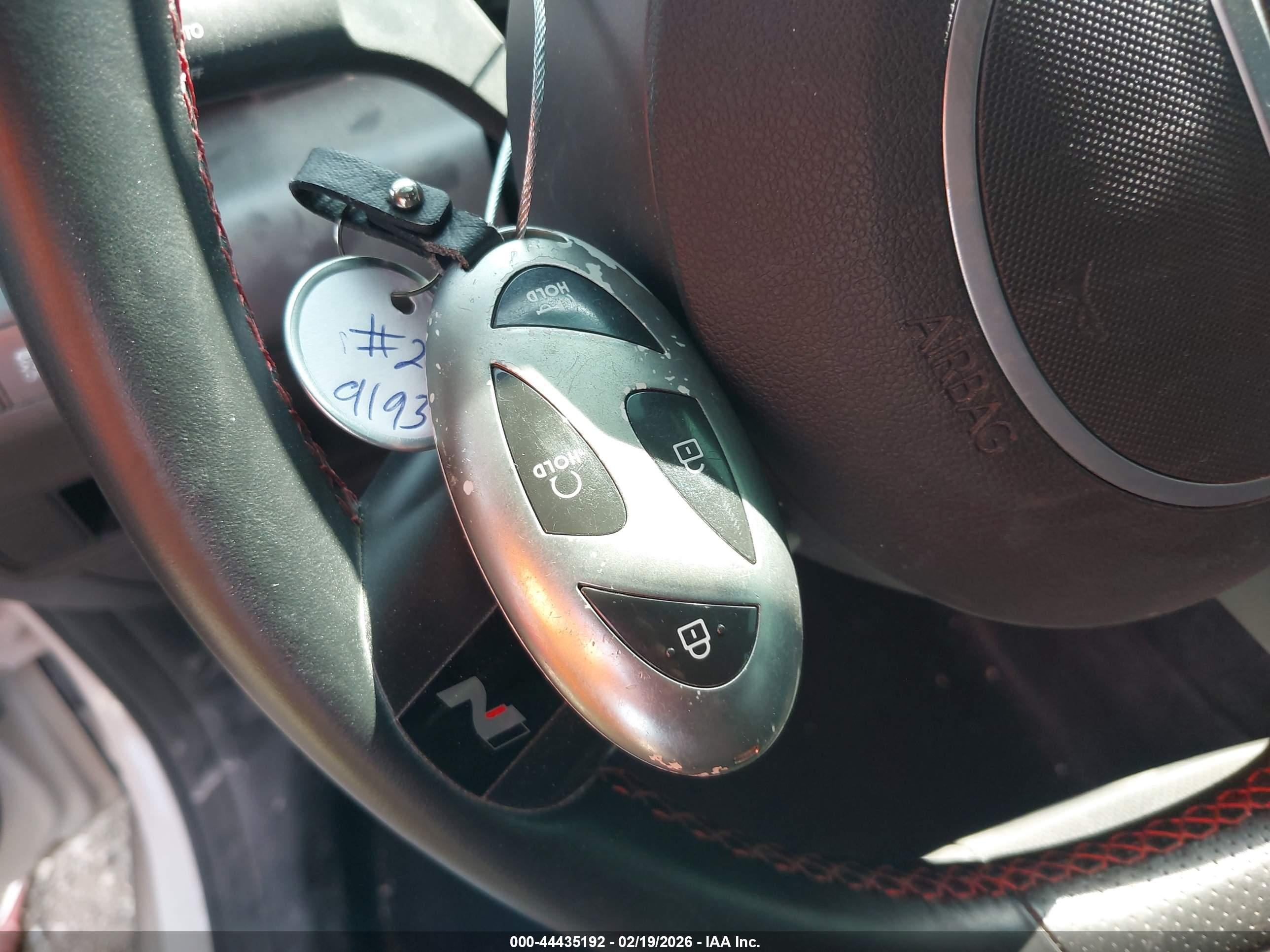 HYUNDAI KONA image 11