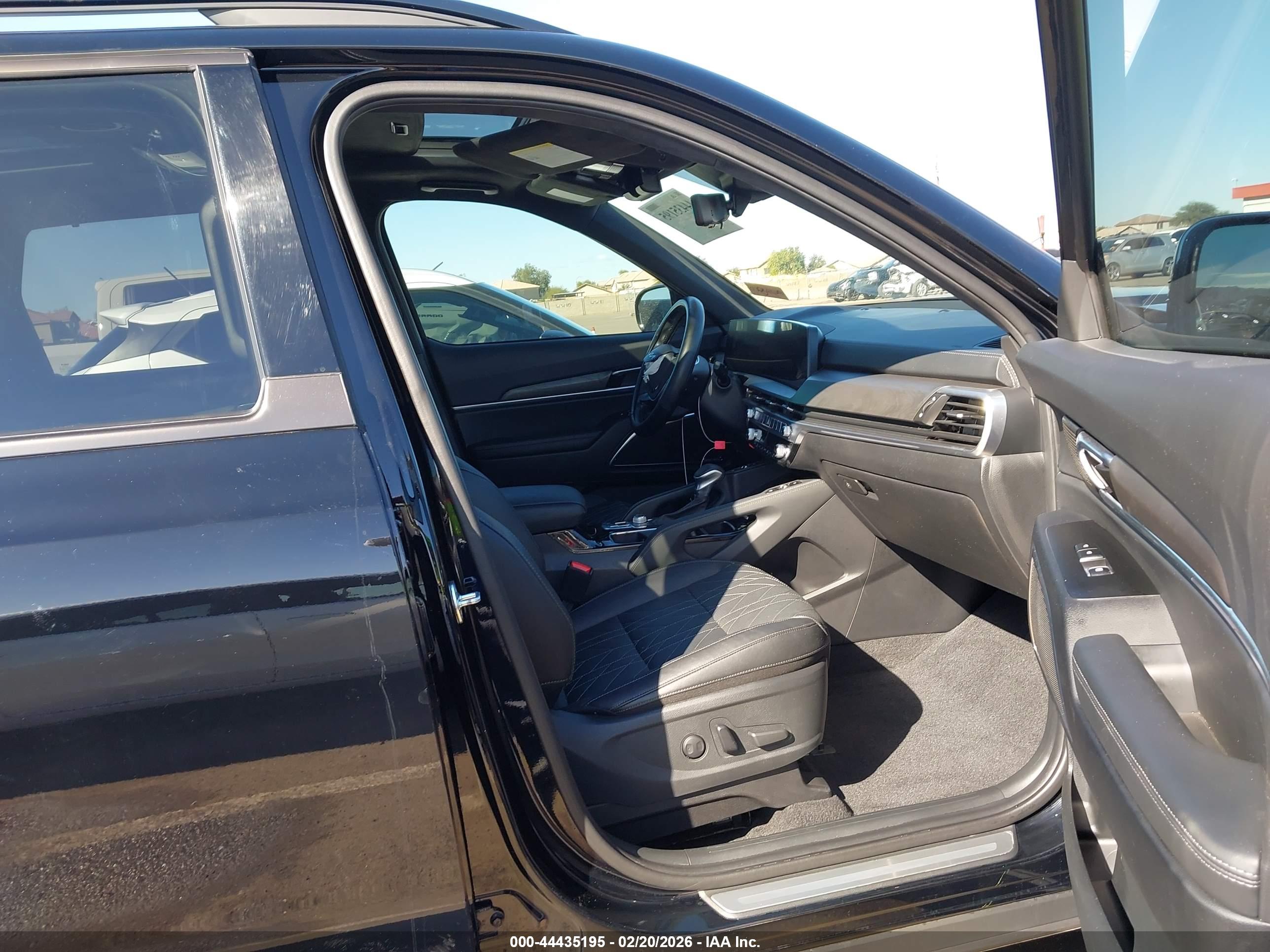 KIA TELLURIDE image 5